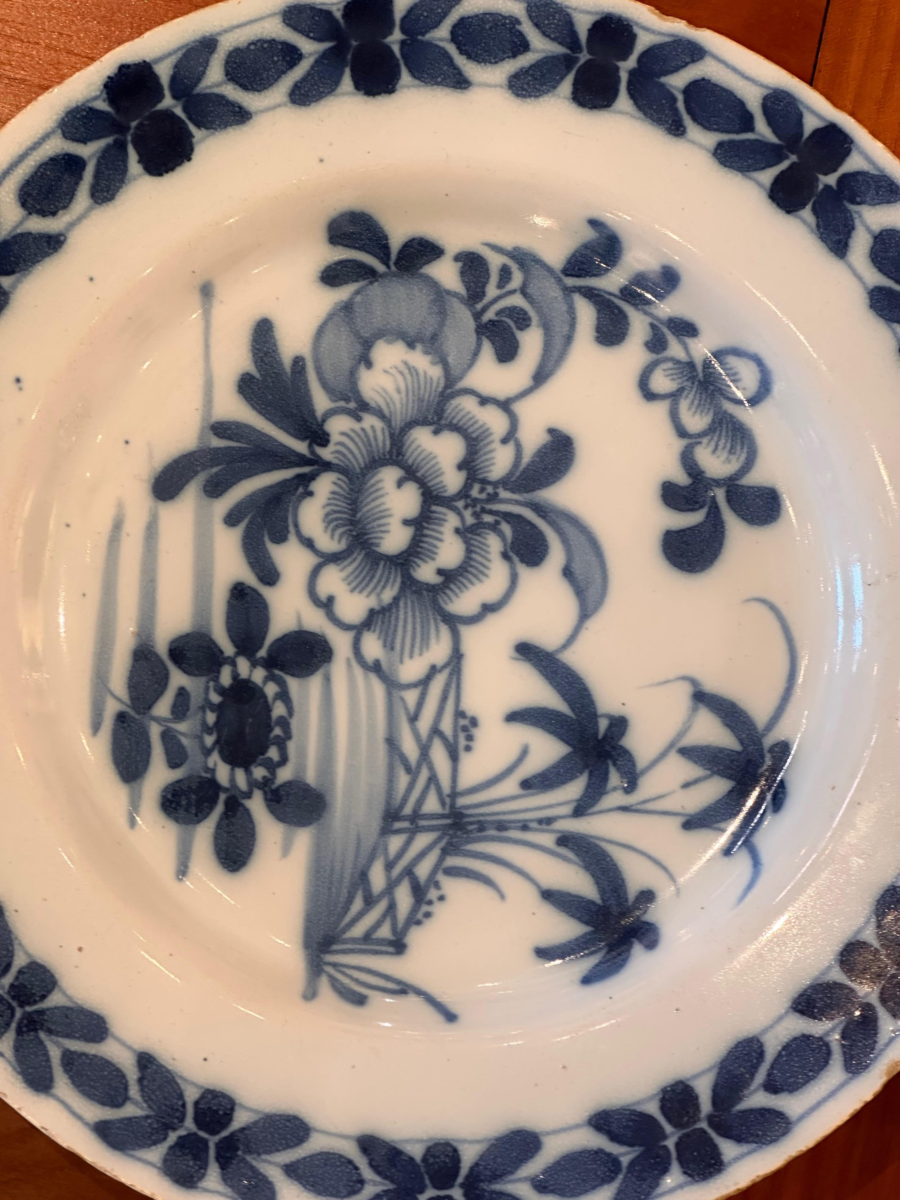 19th Century Delft Plate In Good Condition For Sale In Charlottesville, VA