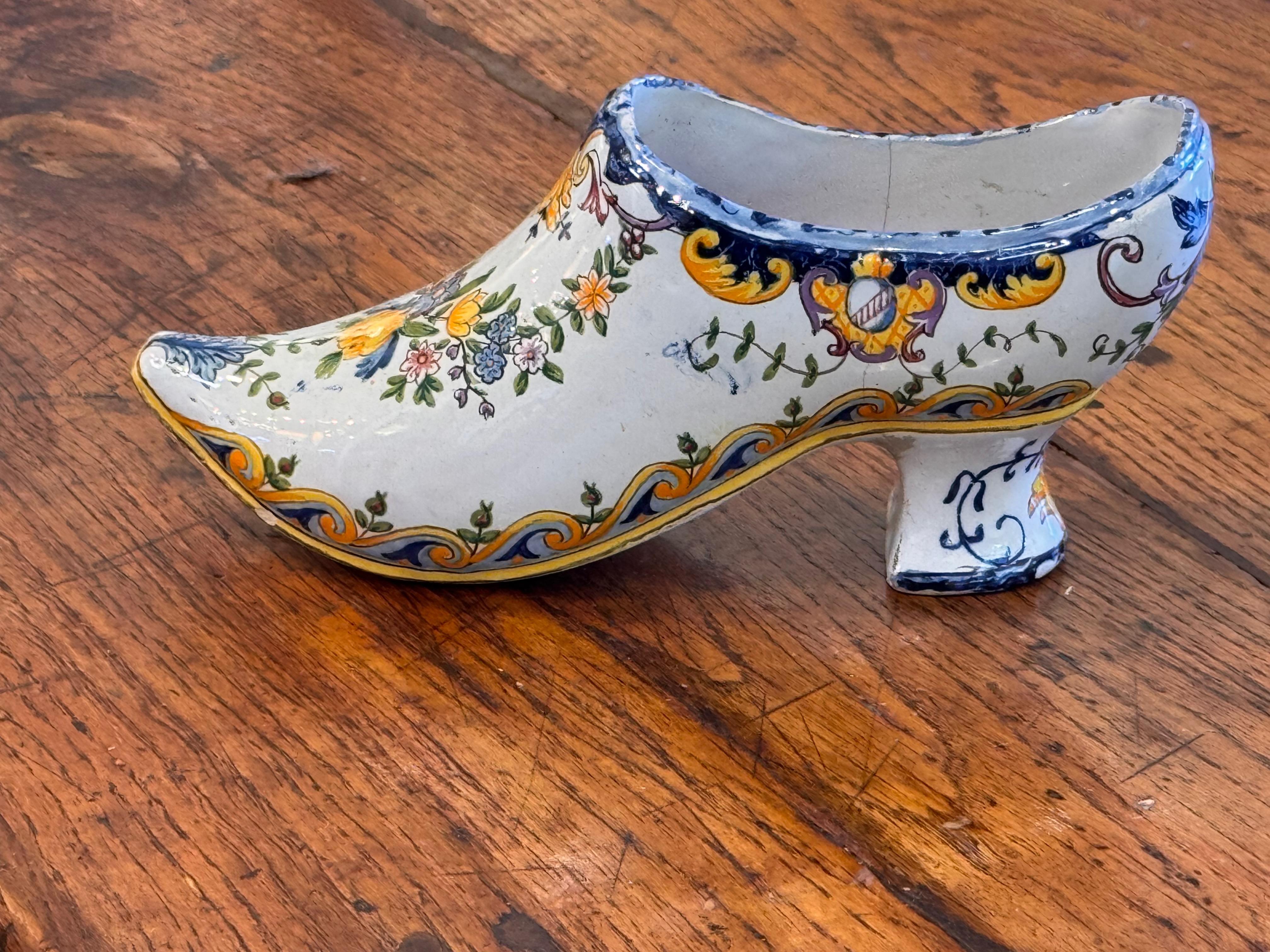 Faïence de Delft Chaussure de Delft du 19e siècle en vente