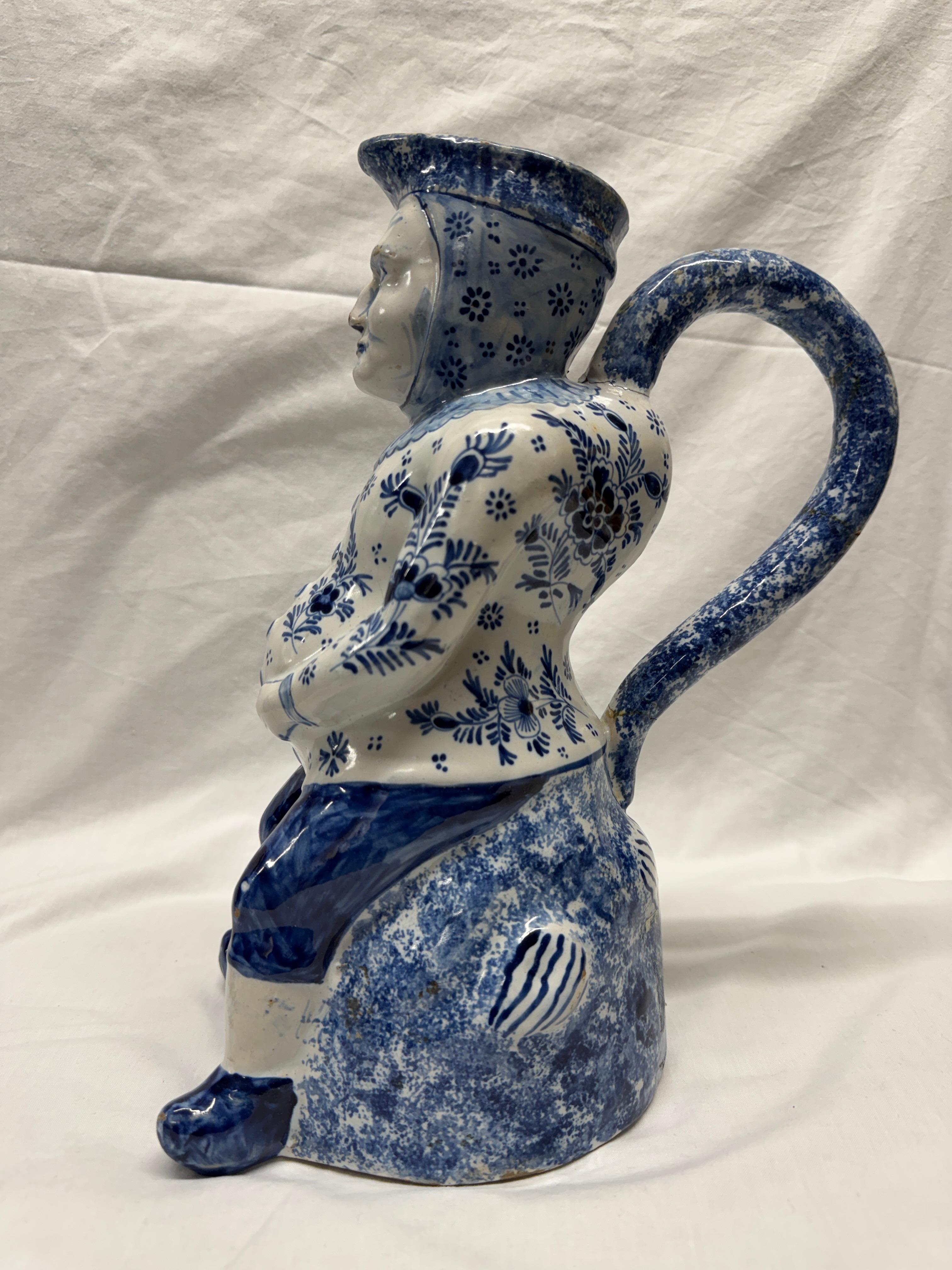 Fait main Vase / cruche Toby de Delft du 19e siècle en vente