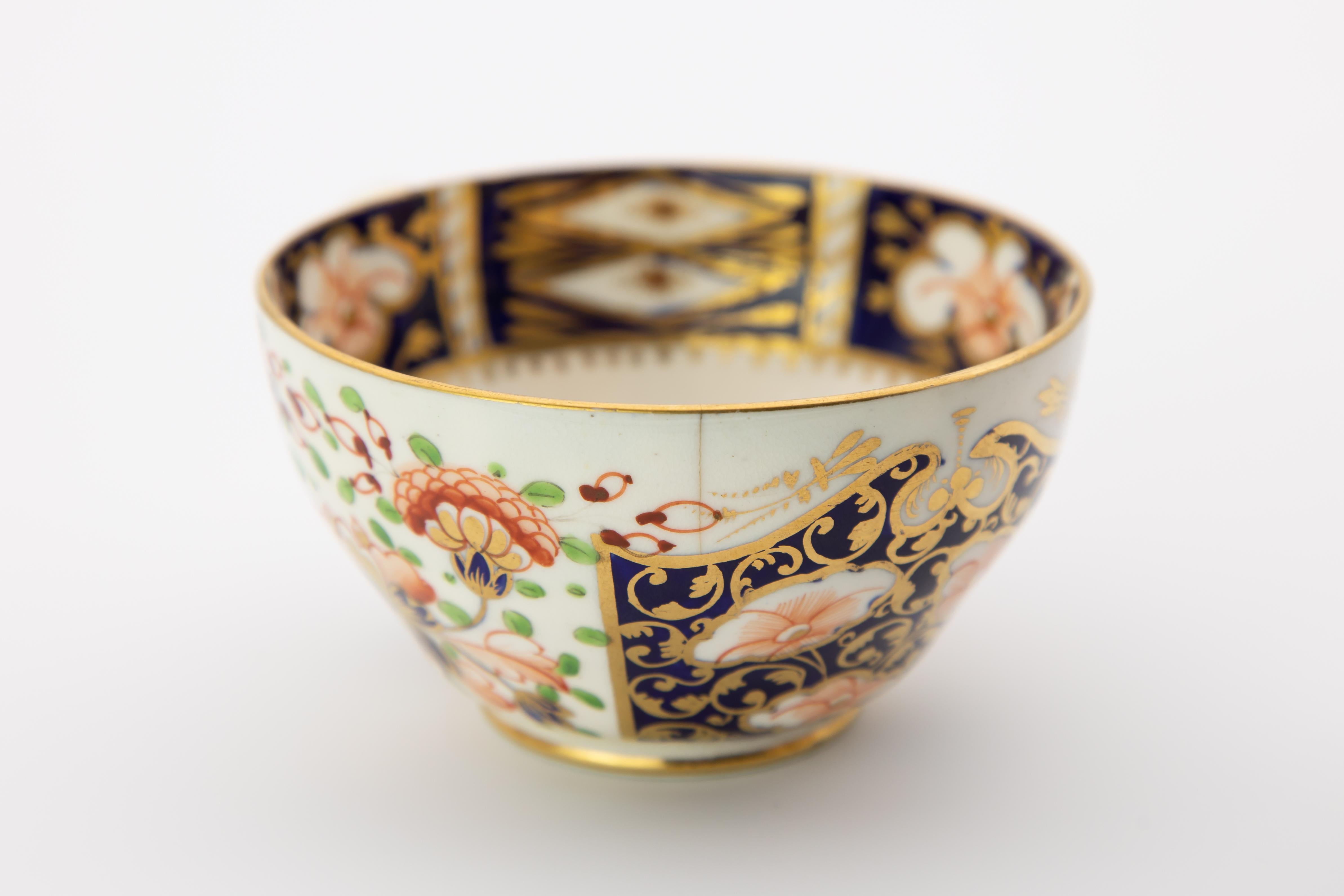 19th Century Derby Porcelain Regency Imari Style Tea Service for 12 9