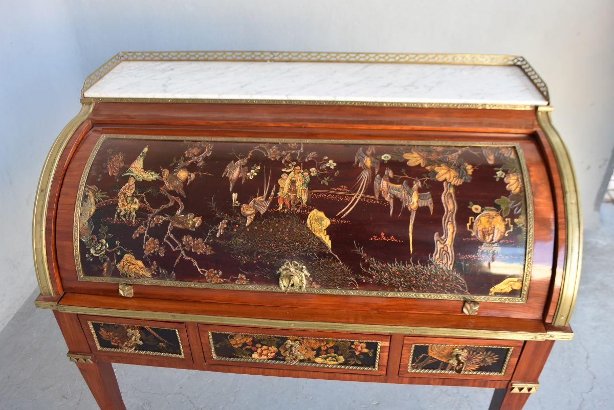 19th Century Desk with Cylinder Japanese Lacquer Decor 2