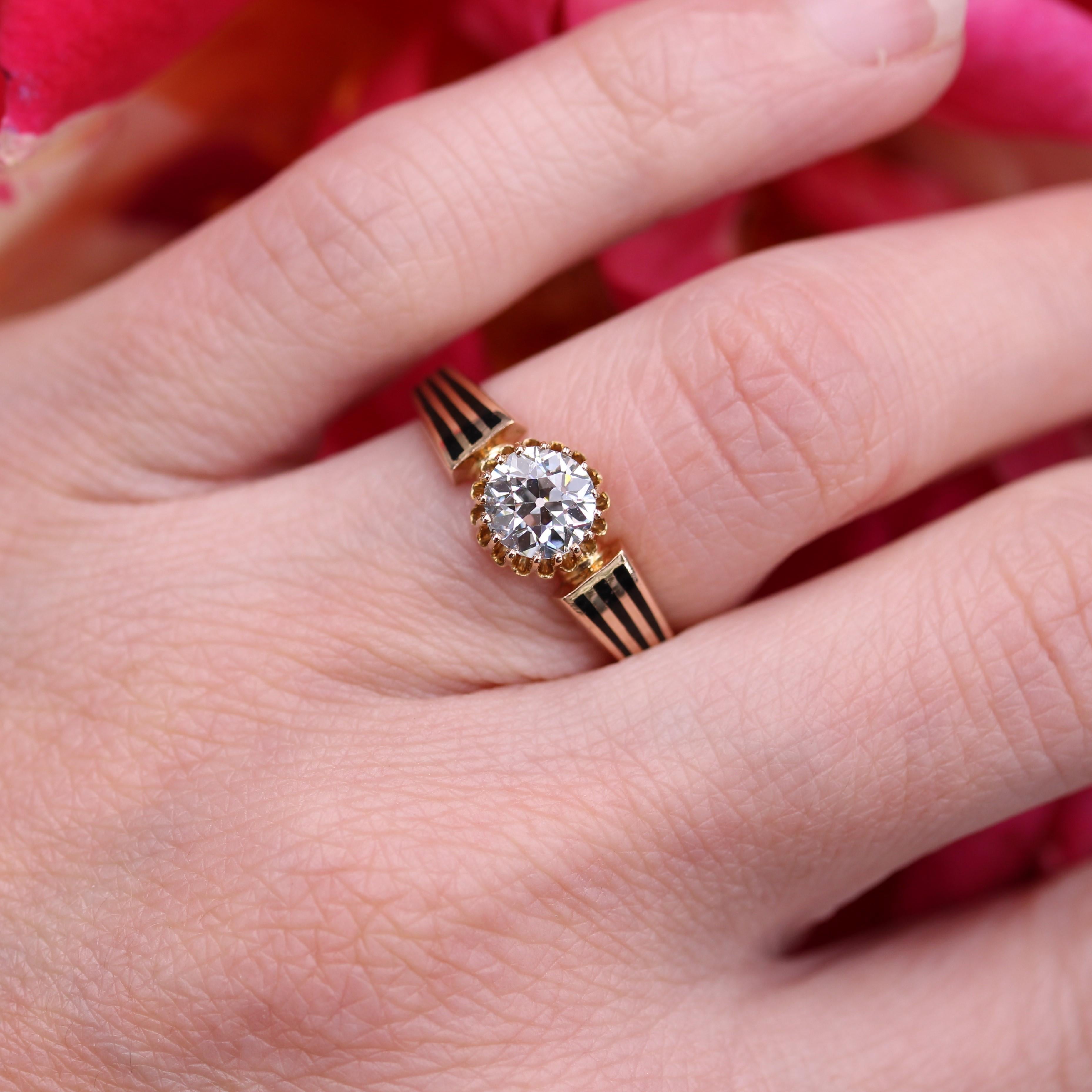 19th Century Diamond Black Enamel 18 Karat Rose Gold Solitaire Ring For Sale 7