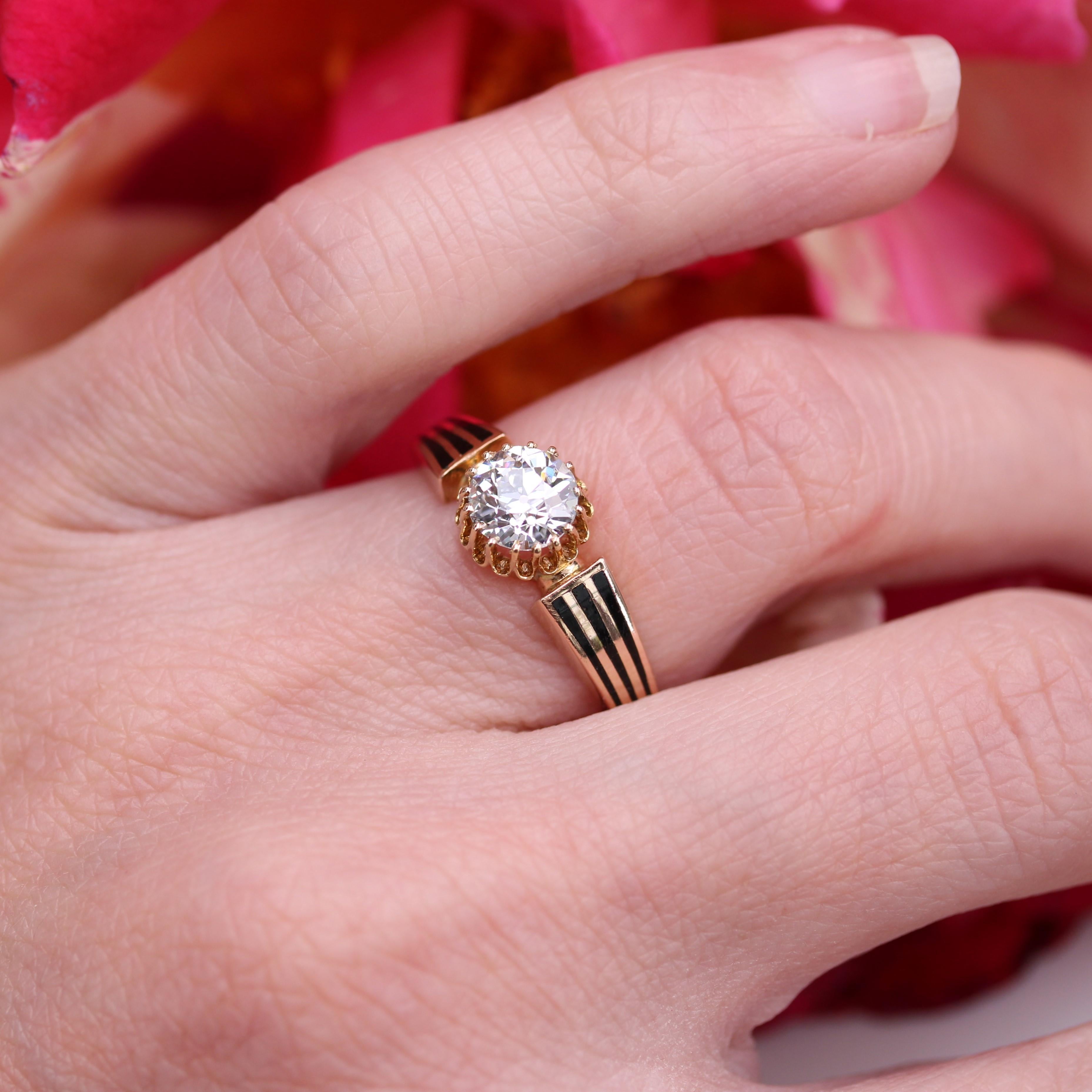 19th Century Diamond Black Enamel 18 Karat Rose Gold Solitaire Ring For Sale 8