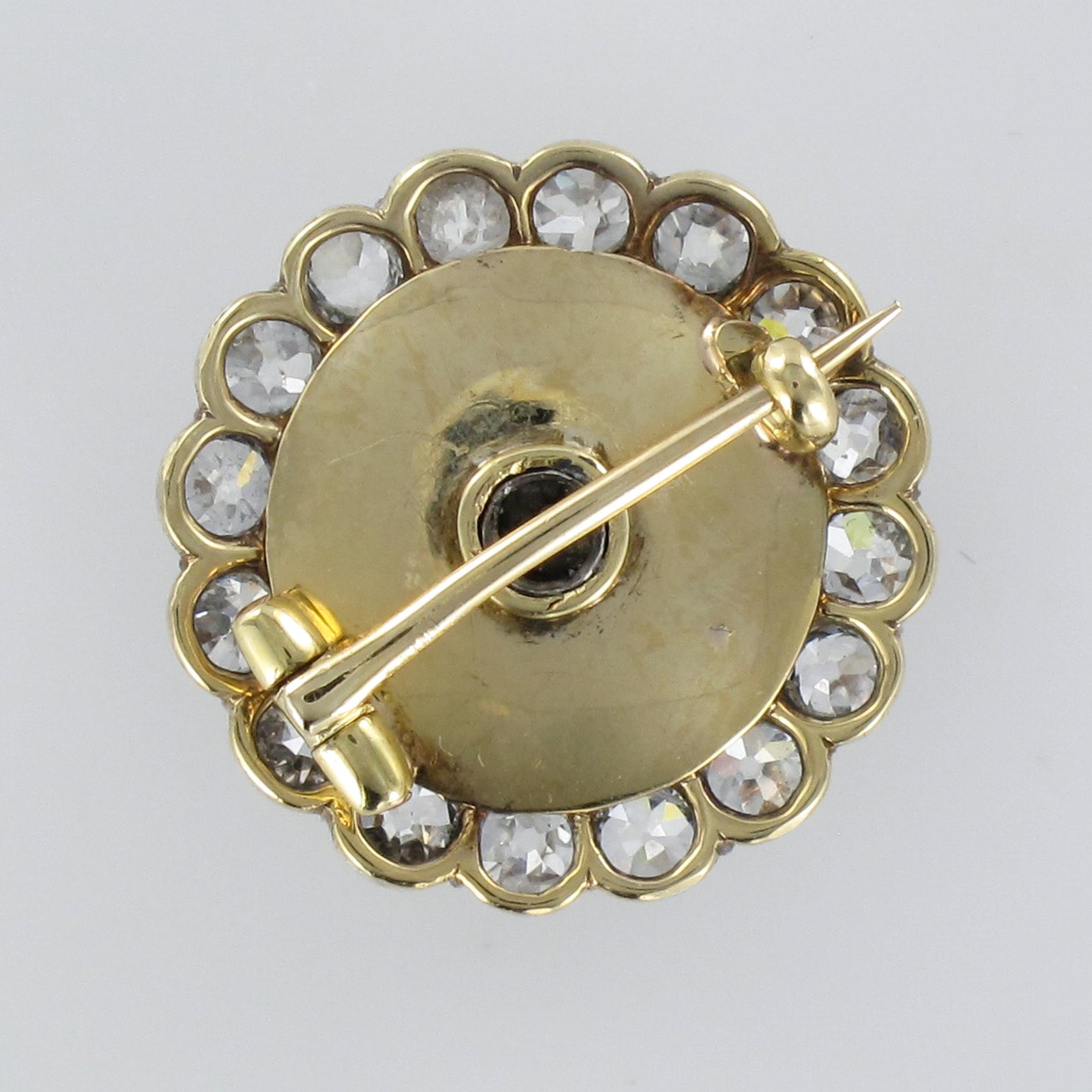 Gelb-Weigold-Brosche mit Diamanten und blauer Emaille aus dem 19. Jahrhundert im Angebot 7