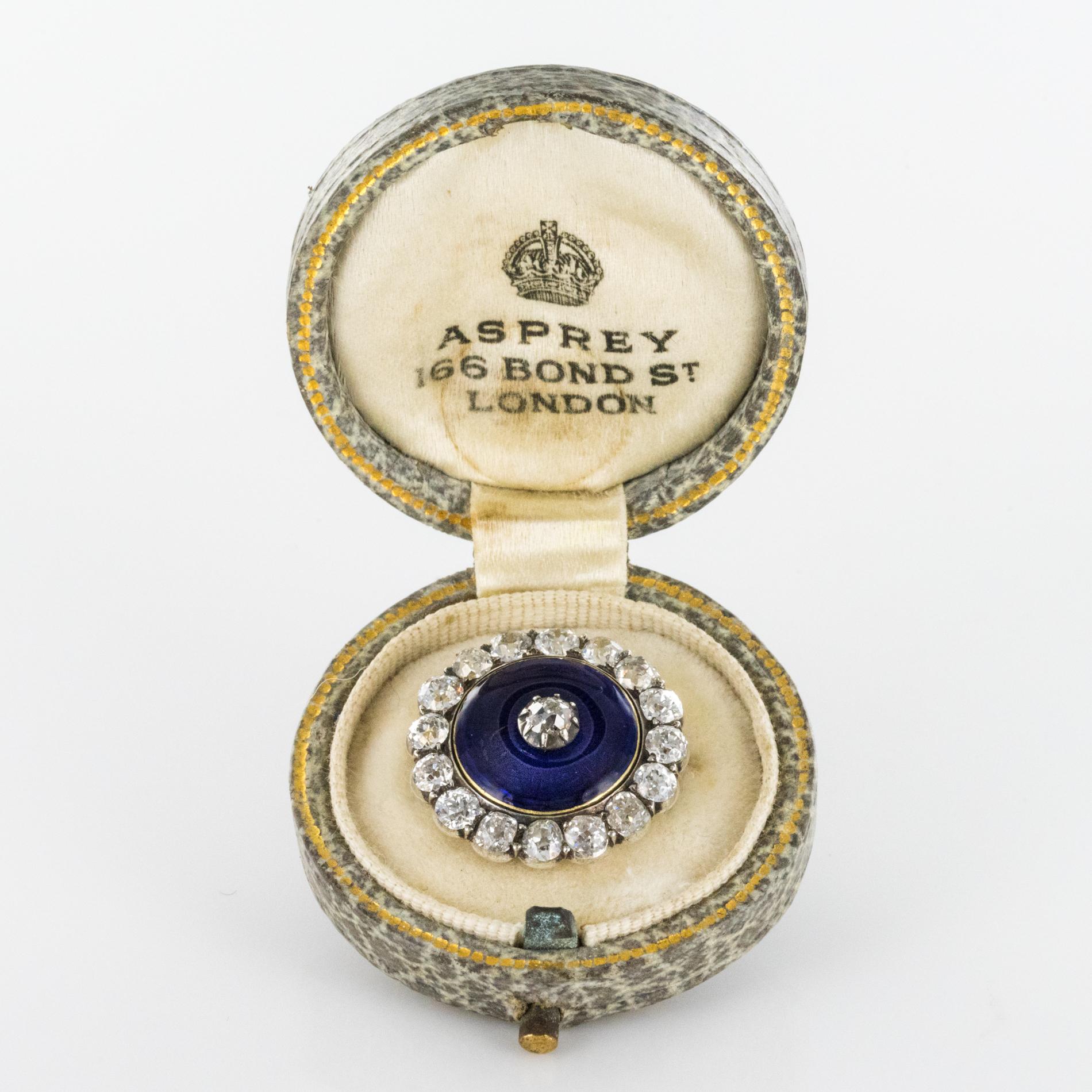 Gelb-Weigold-Brosche mit Diamanten und blauer Emaille aus dem 19. Jahrhundert (Antiker Kissenschliff) im Angebot