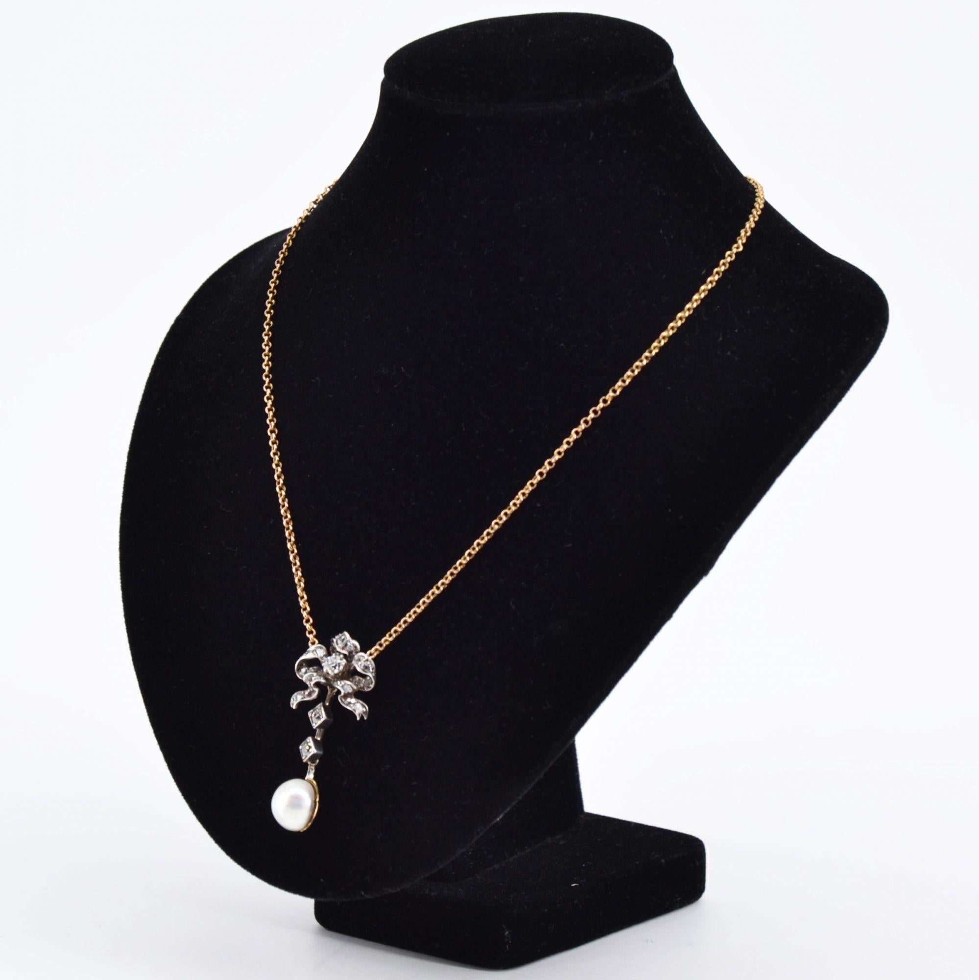 19th Century Diamond Knot Certified Natural Pearl 18 Karat Yellow Gold Necklace For Sale 1