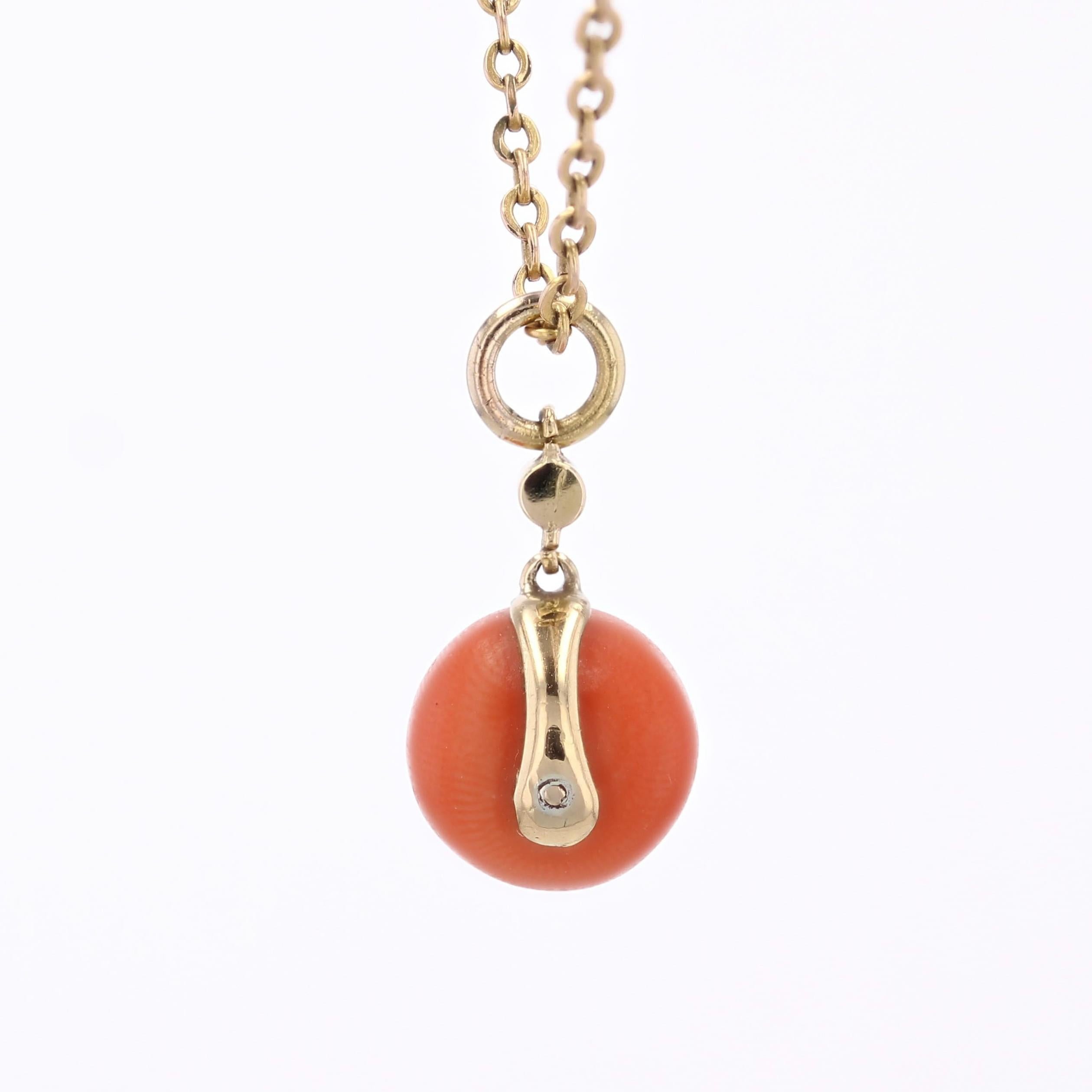 Pendentif en or jaune 18 carats avec breloque en corail et étoile en diamant du 19e siècle en vente 2