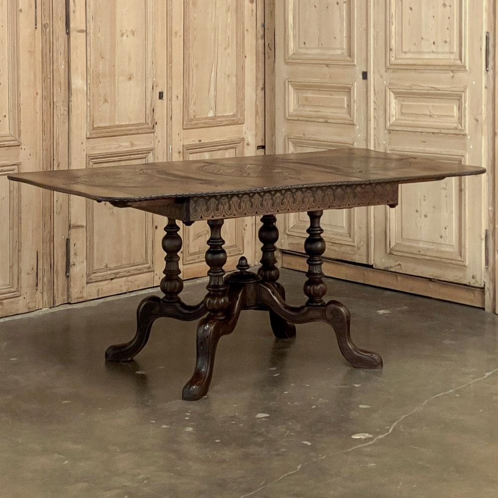 Late 19th Century 19th Century, Dining Table by Horrix with Original Carved Leaf For Sale