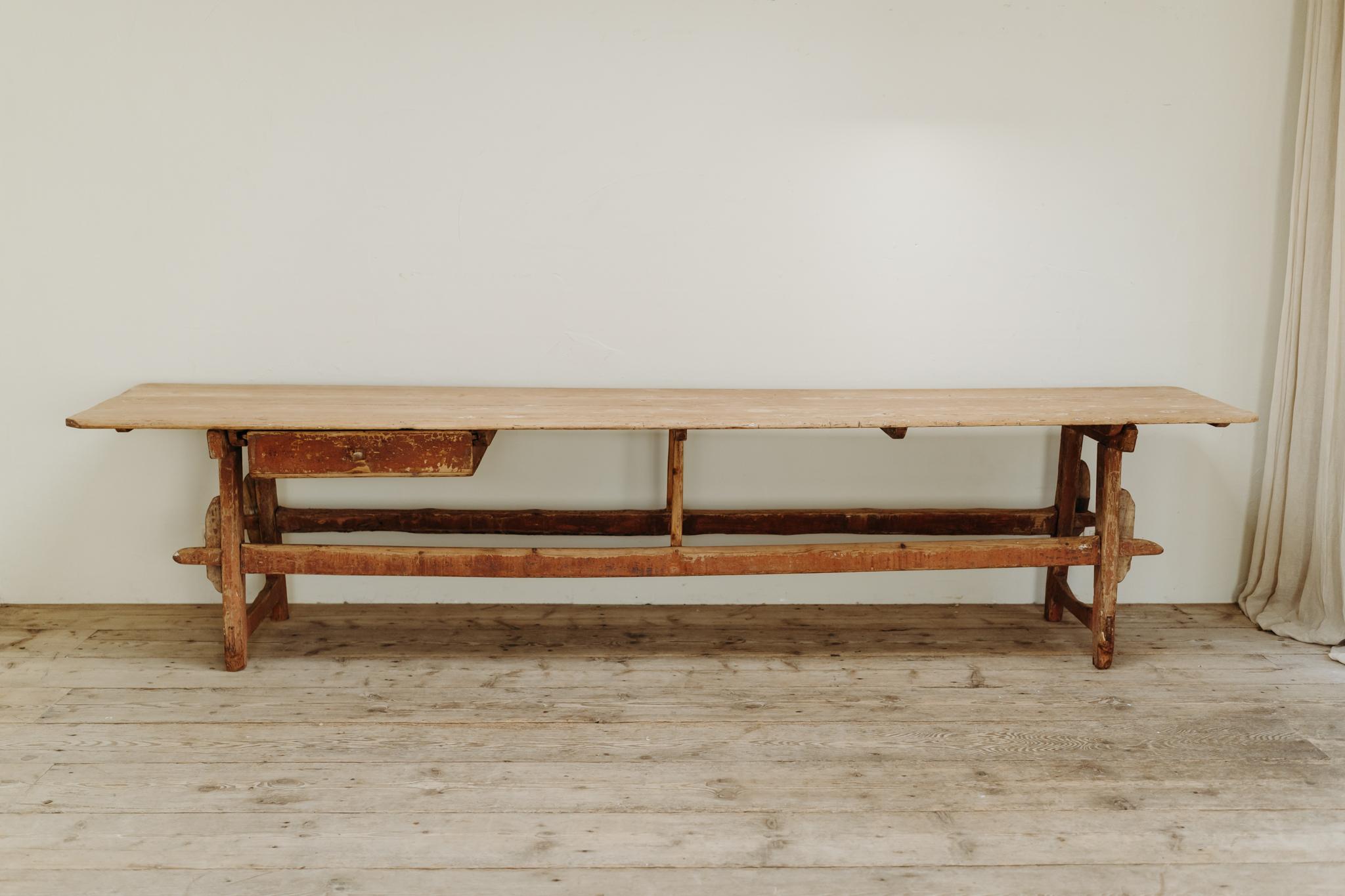 Mesa de comedor del siglo XIX en venta 11