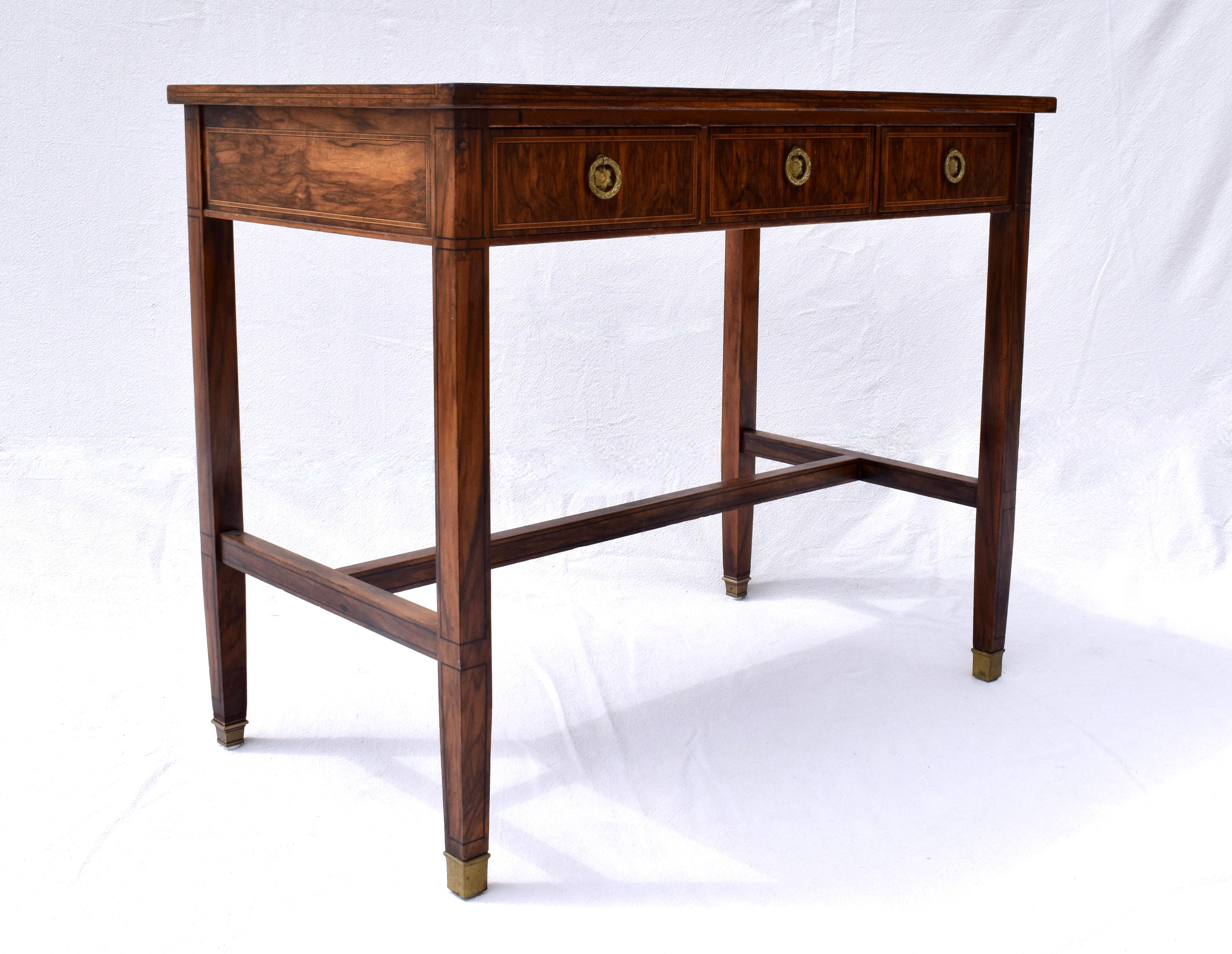 19th Century Directoire Influenced Book-Matched Rosewood Writing Table or Desk In Good Condition For Sale In Southampton, NJ