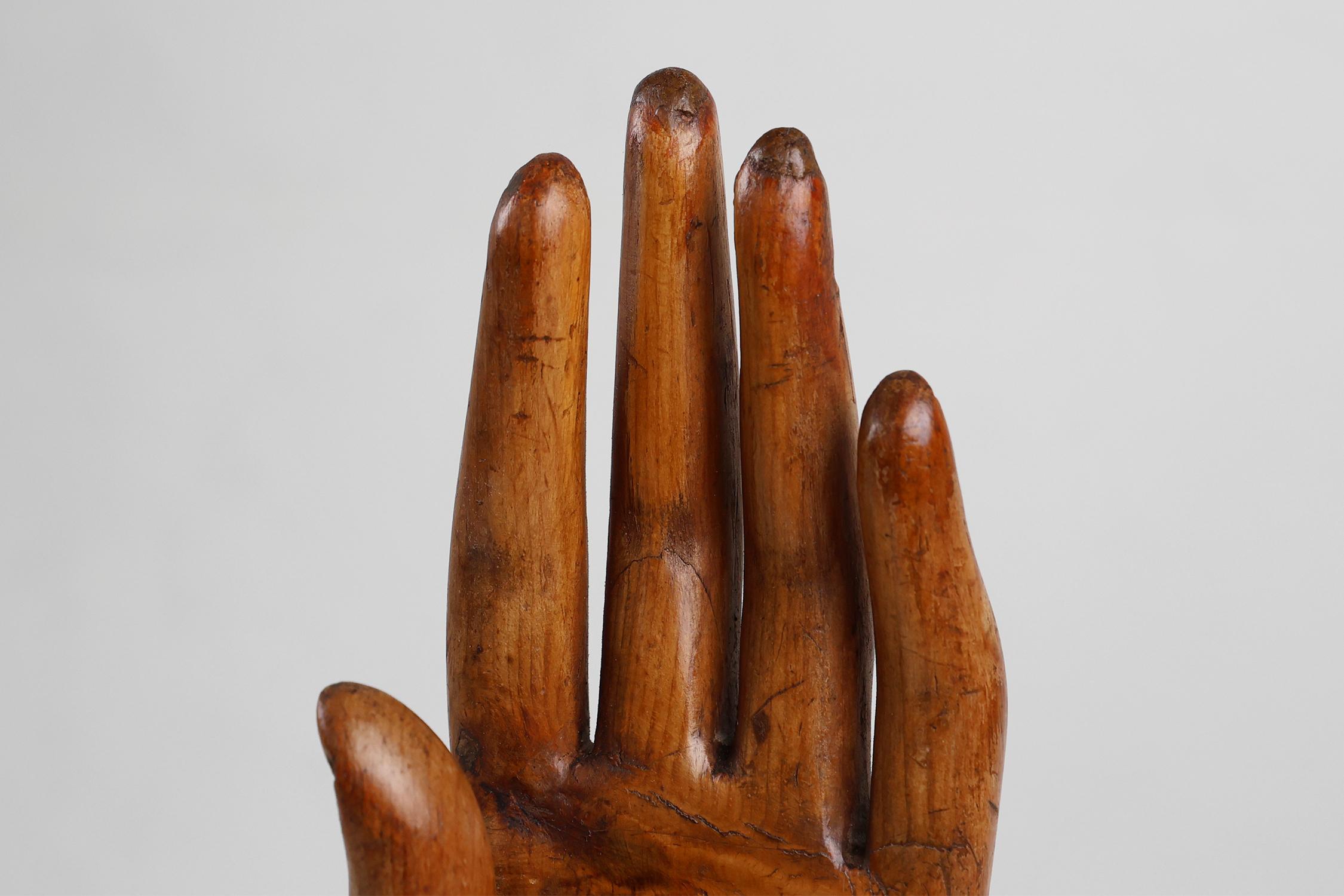Maniquí de exhibición del siglo XIX hecho a mano en pino, Francia en venta 1