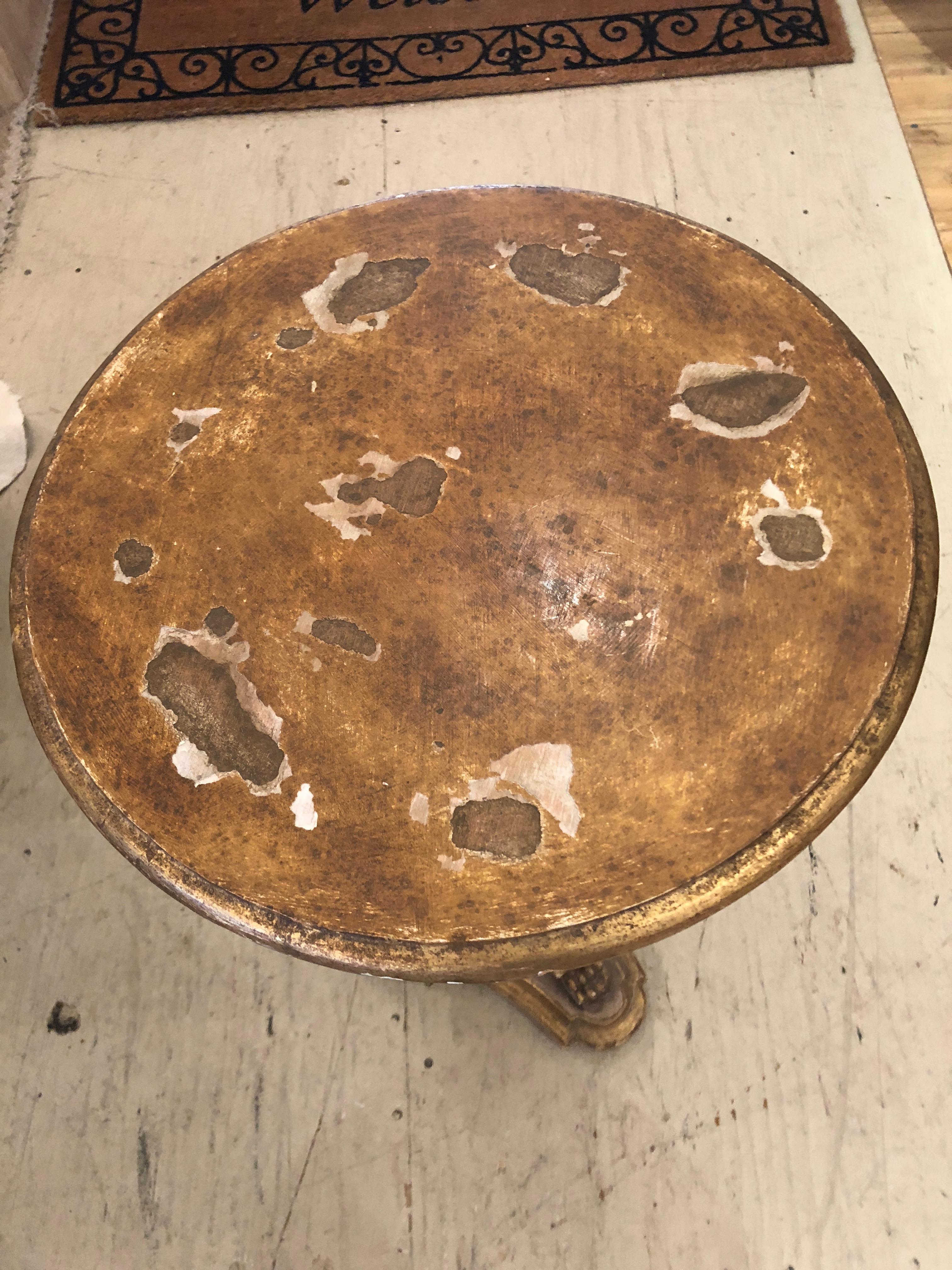 19th Century Distressed Taupe and Gold Venetian End Table Stand In Distressed Condition In Hopewell, NJ