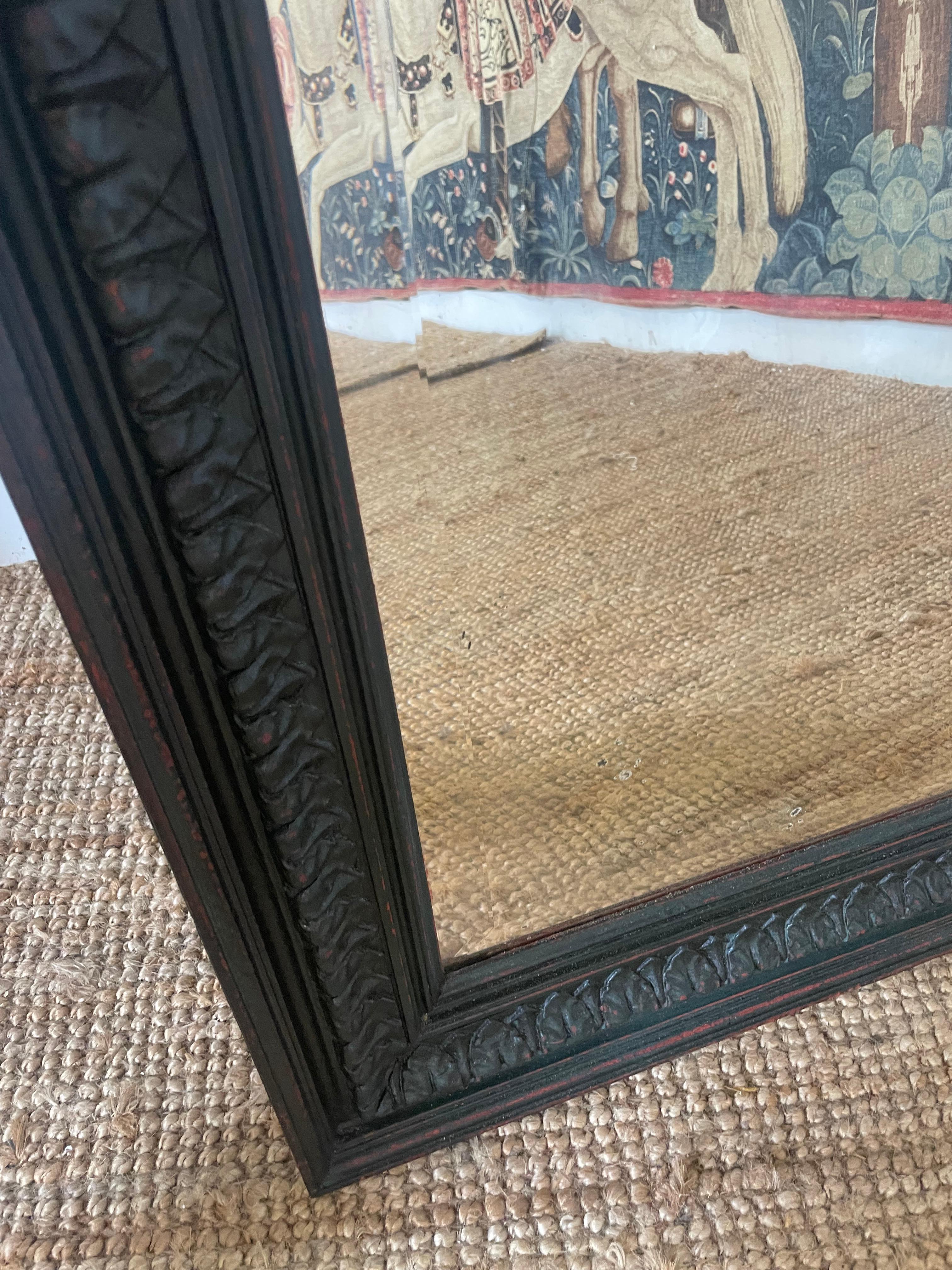 Grand miroir mural du 19e siècle, peint en relief en vente 1