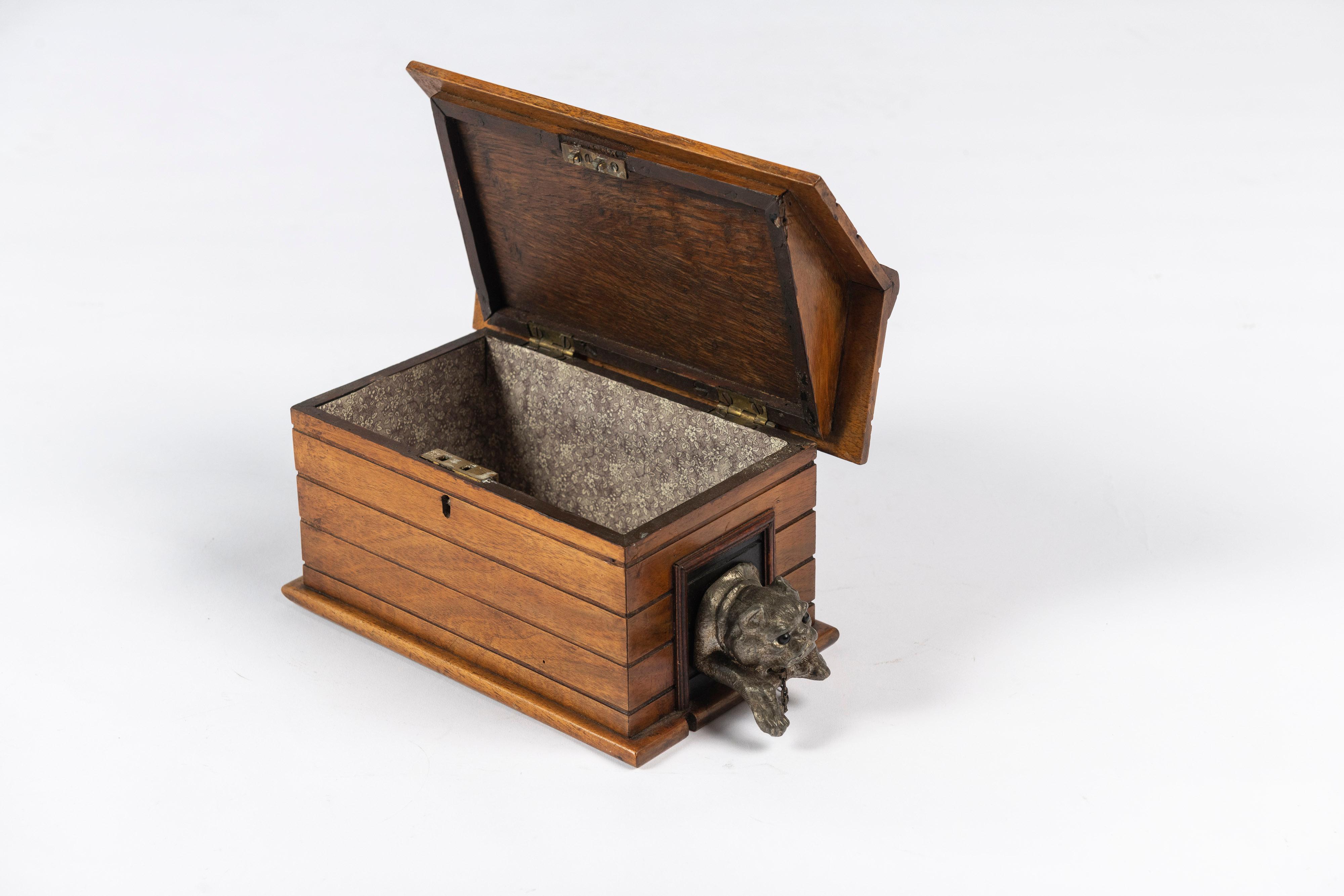 Victorian 19th Century Dog House Cigar Box or Humidor For Sale