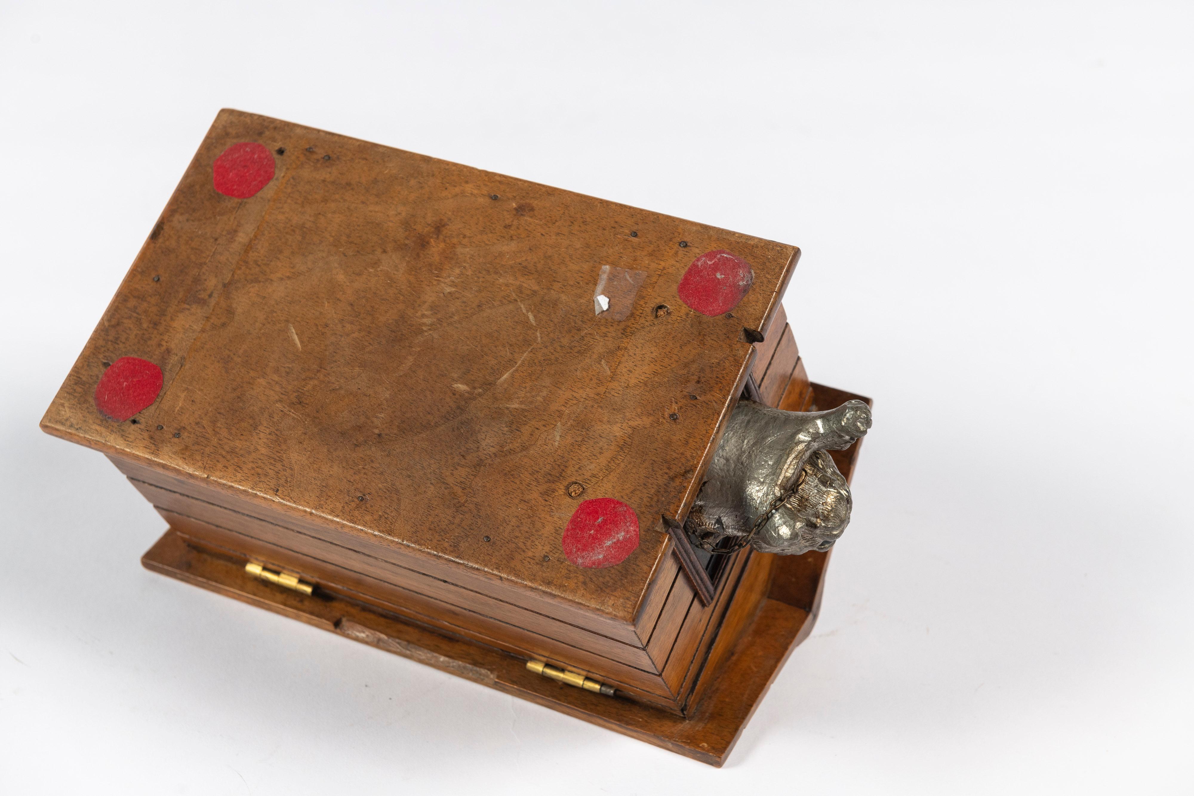 19th Century Dog House Cigar Box or Humidor In Good Condition For Sale In San Francisco, CA