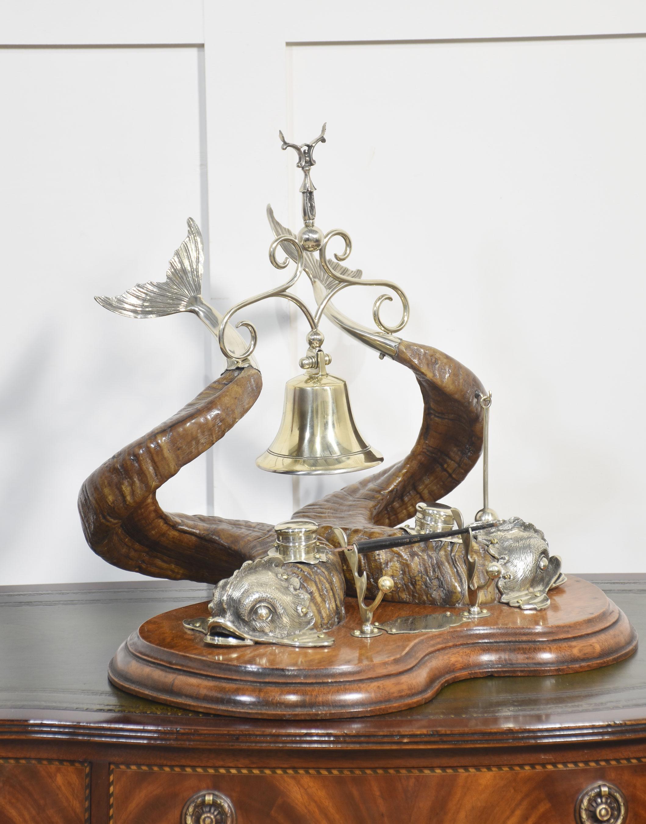 19th century dolphin Inkstand In Good Condition For Sale In Cheshire, GB
