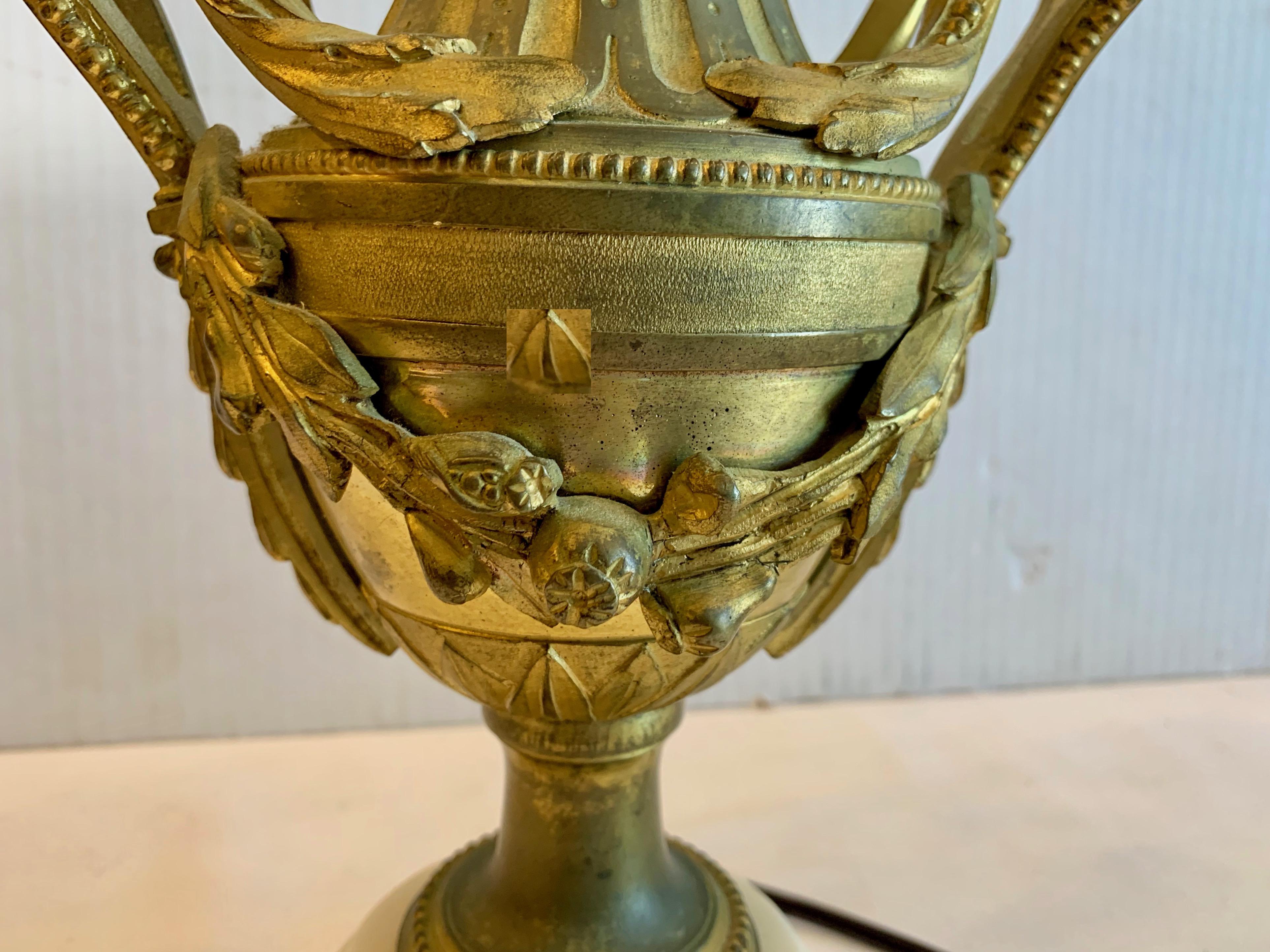 19TH Century Dore' Bronze Table Lamp For Sale 9