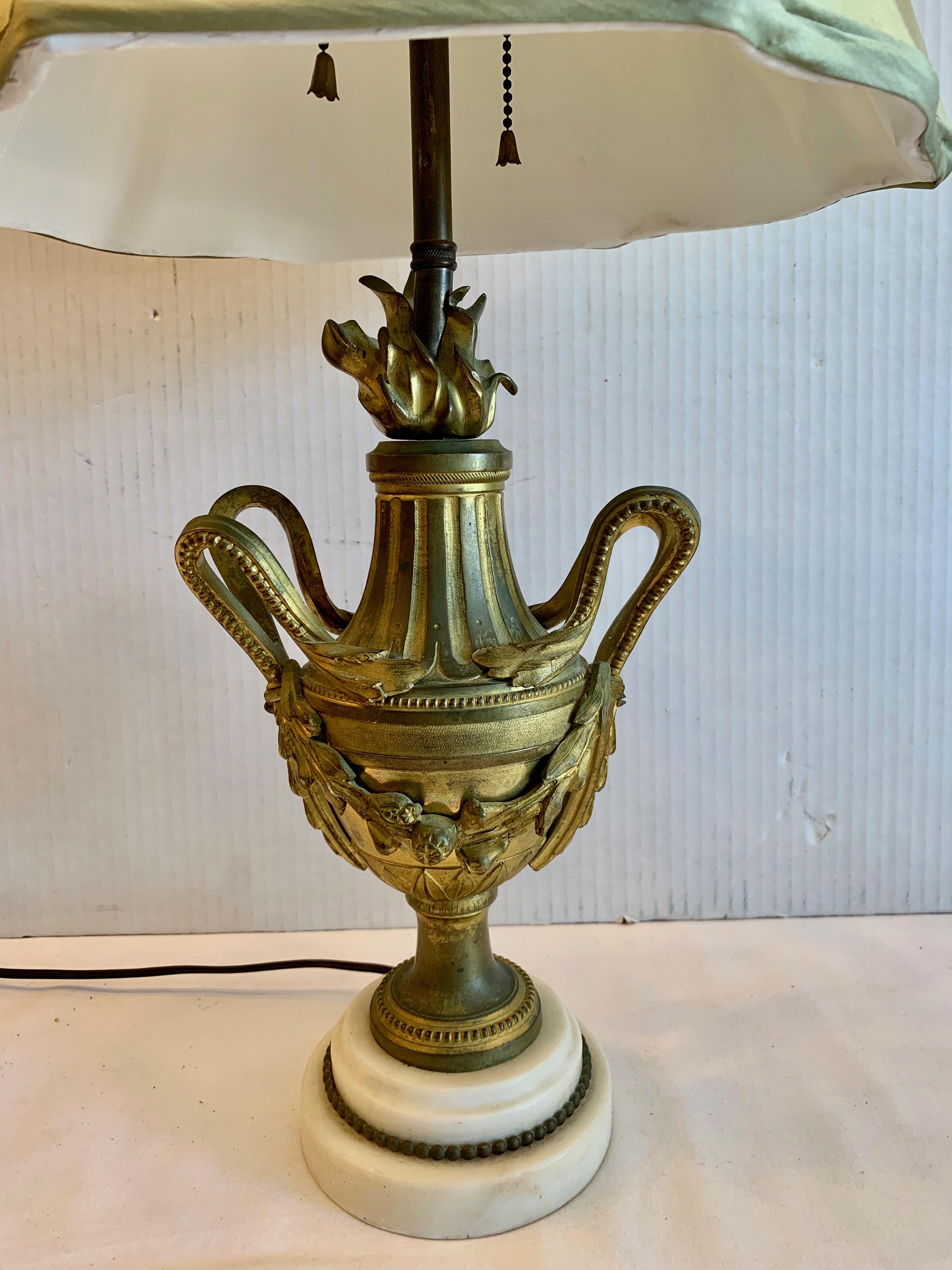 19TH Century Dore' Bronze Table Lamp In Good Condition For Sale In West Palm Beach, FL