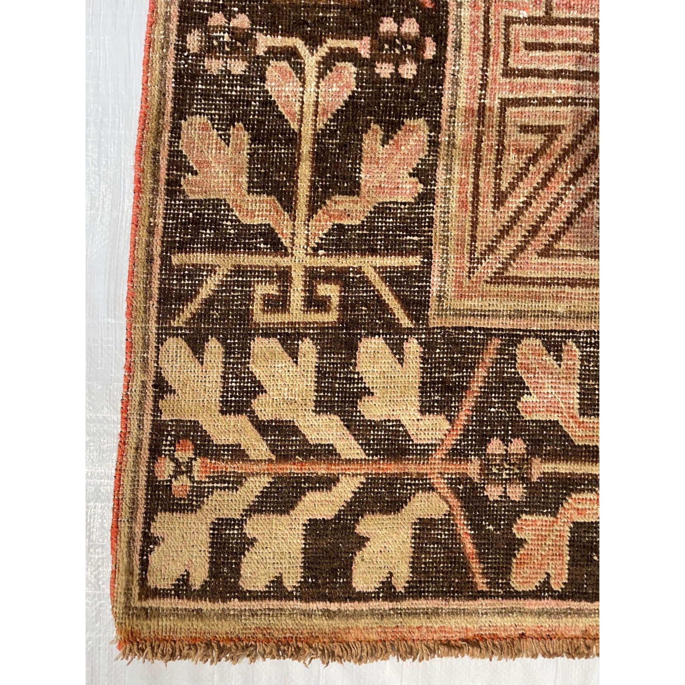 Samarkand-Teppich mit Doppelmedaillon aus dem 19. (Sonstiges) im Angebot