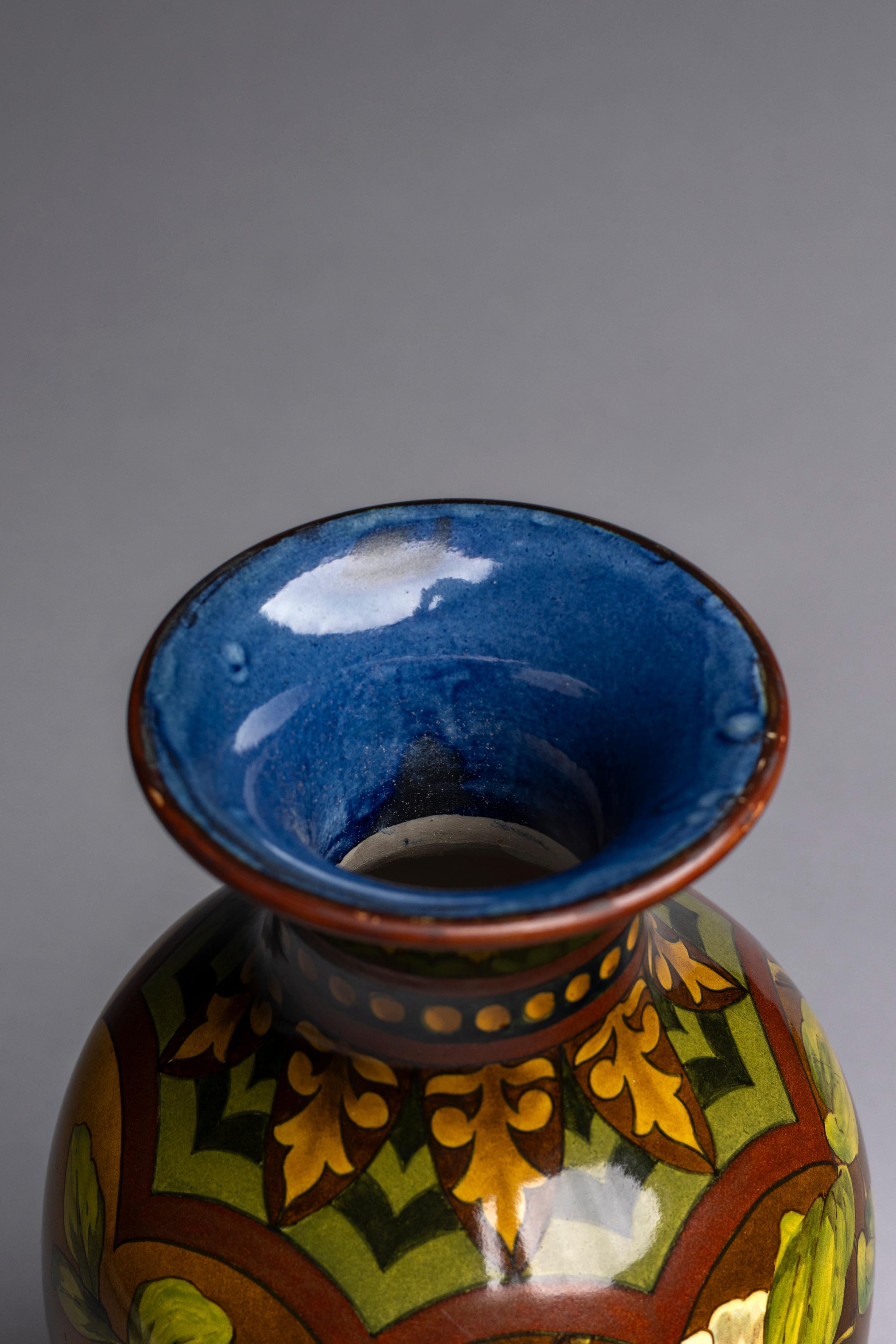Poteries Vase floral Doulton Lambeth du 19ème siècle en vente