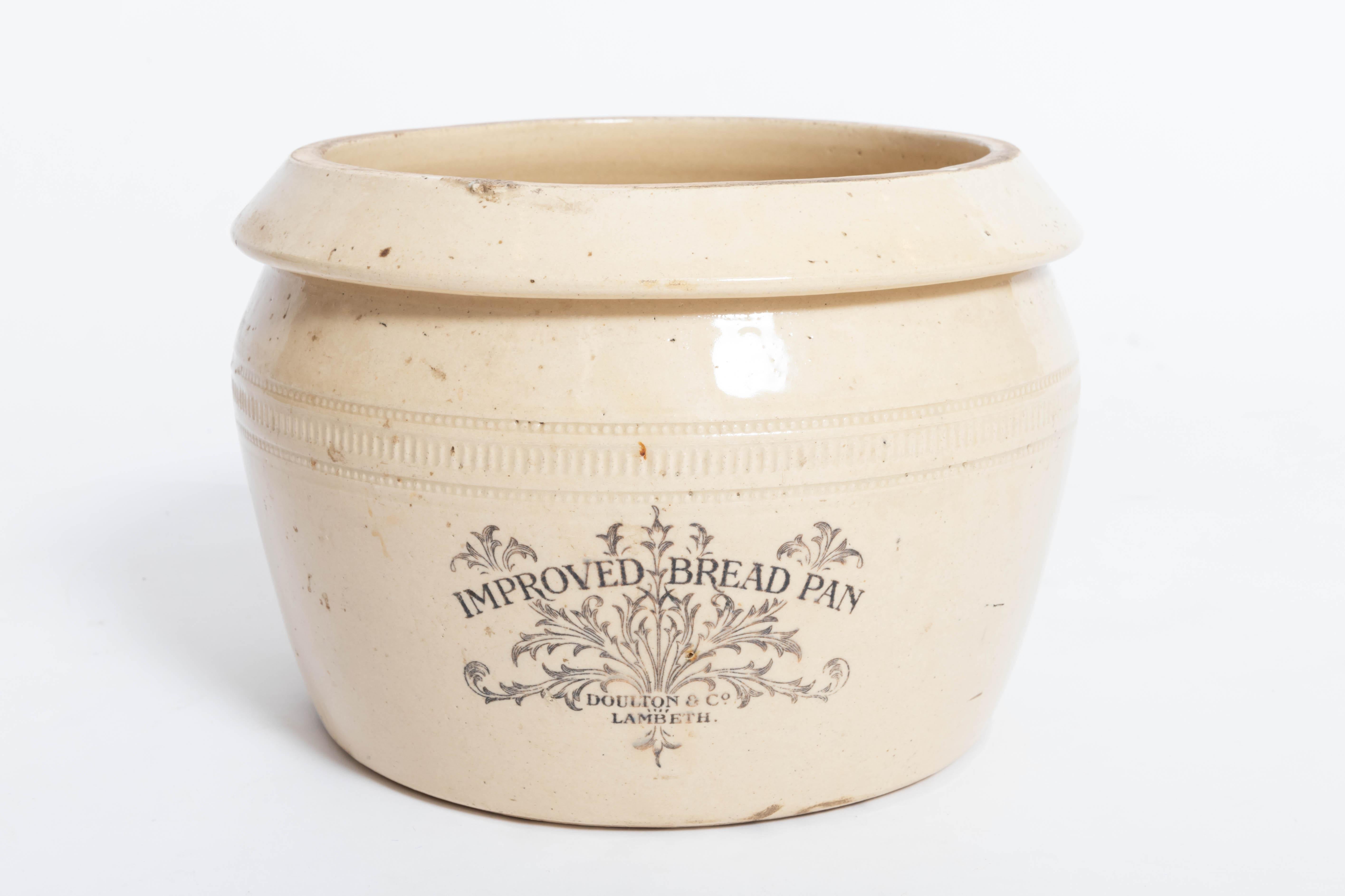 19th Century Doulton Pottery Crock In Good Condition In East Hampton, NY