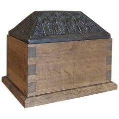Antique 19th Century Dovetailed Wood Box with Pyrimidal Cast Brass Lid