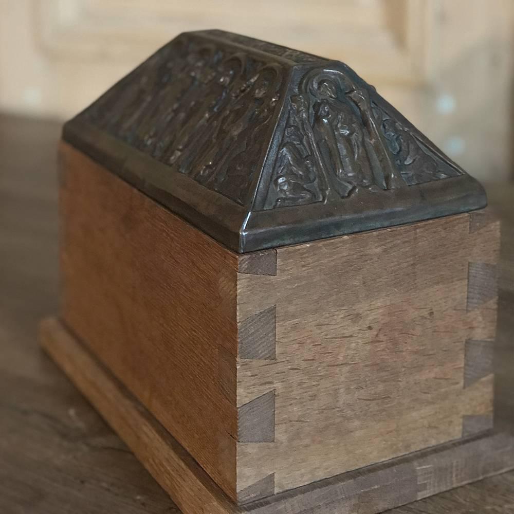 19th Century Dovetailed Wood Box with Pyrimidal Cast Brass Lid 2