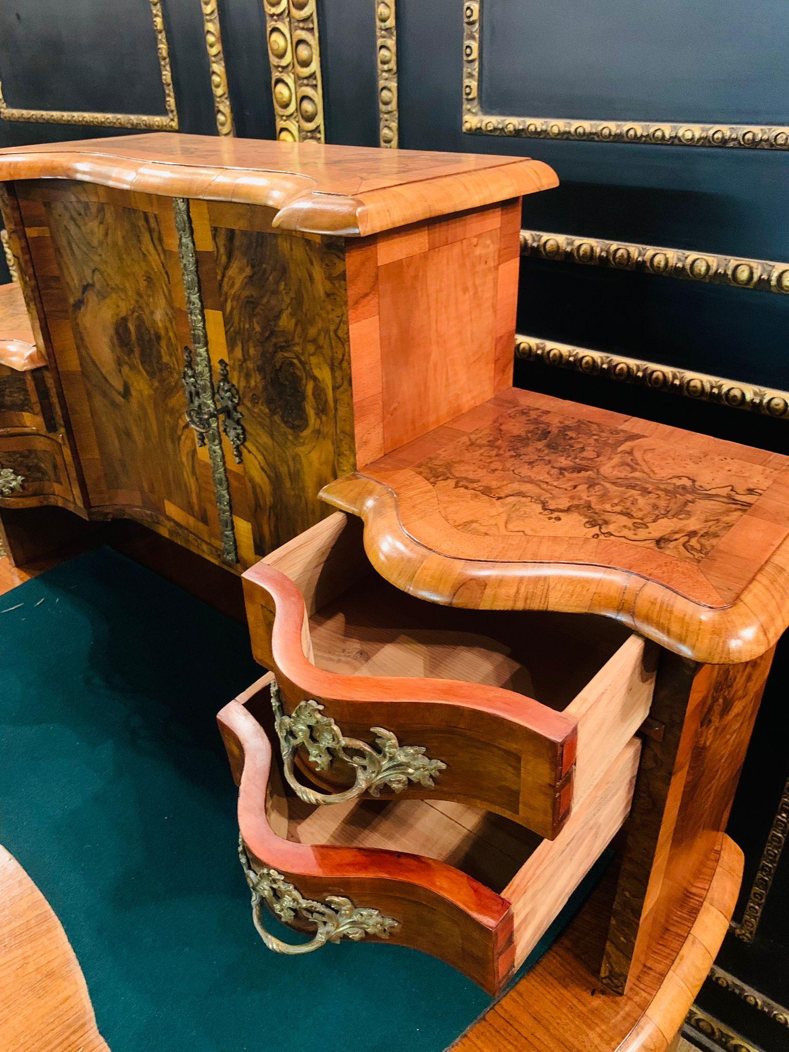 19th Century antique Dresden Baroque Desk with Top Walnut veneer For Sale 4