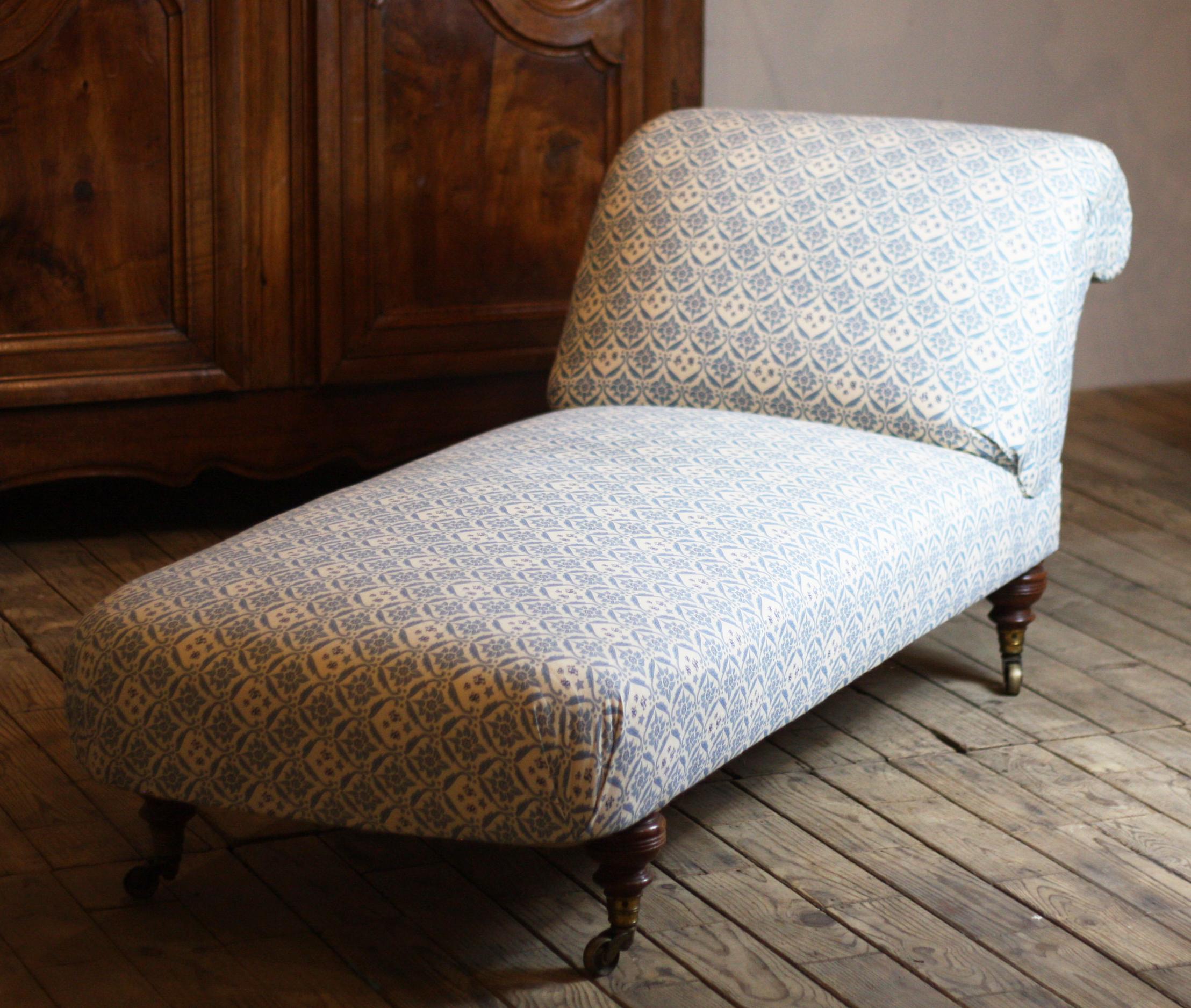 19th Century Drop Back Daybed by Howard and Sons (Britisch)