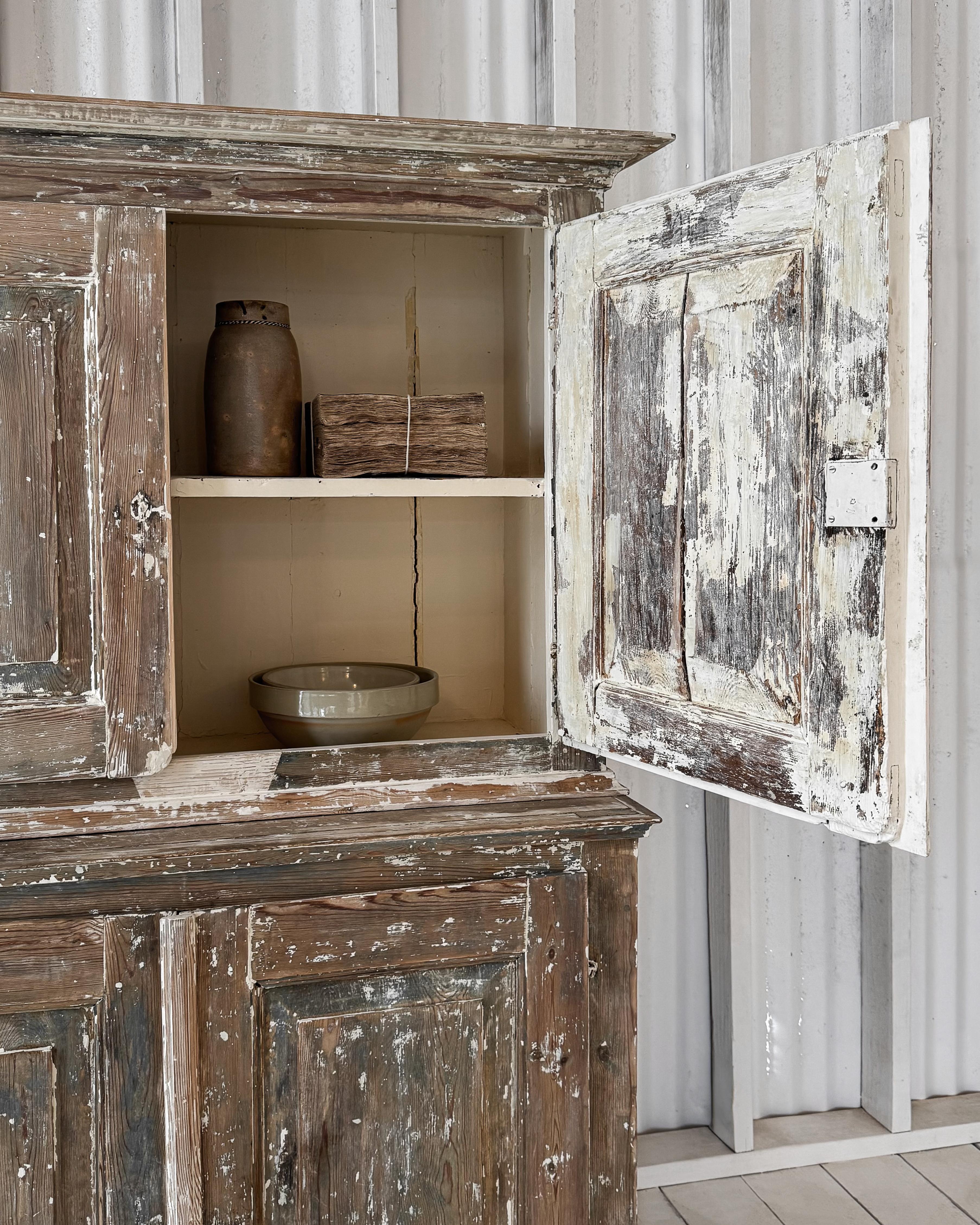 Credenza svedese a secco del XIX secolo in vendita 7