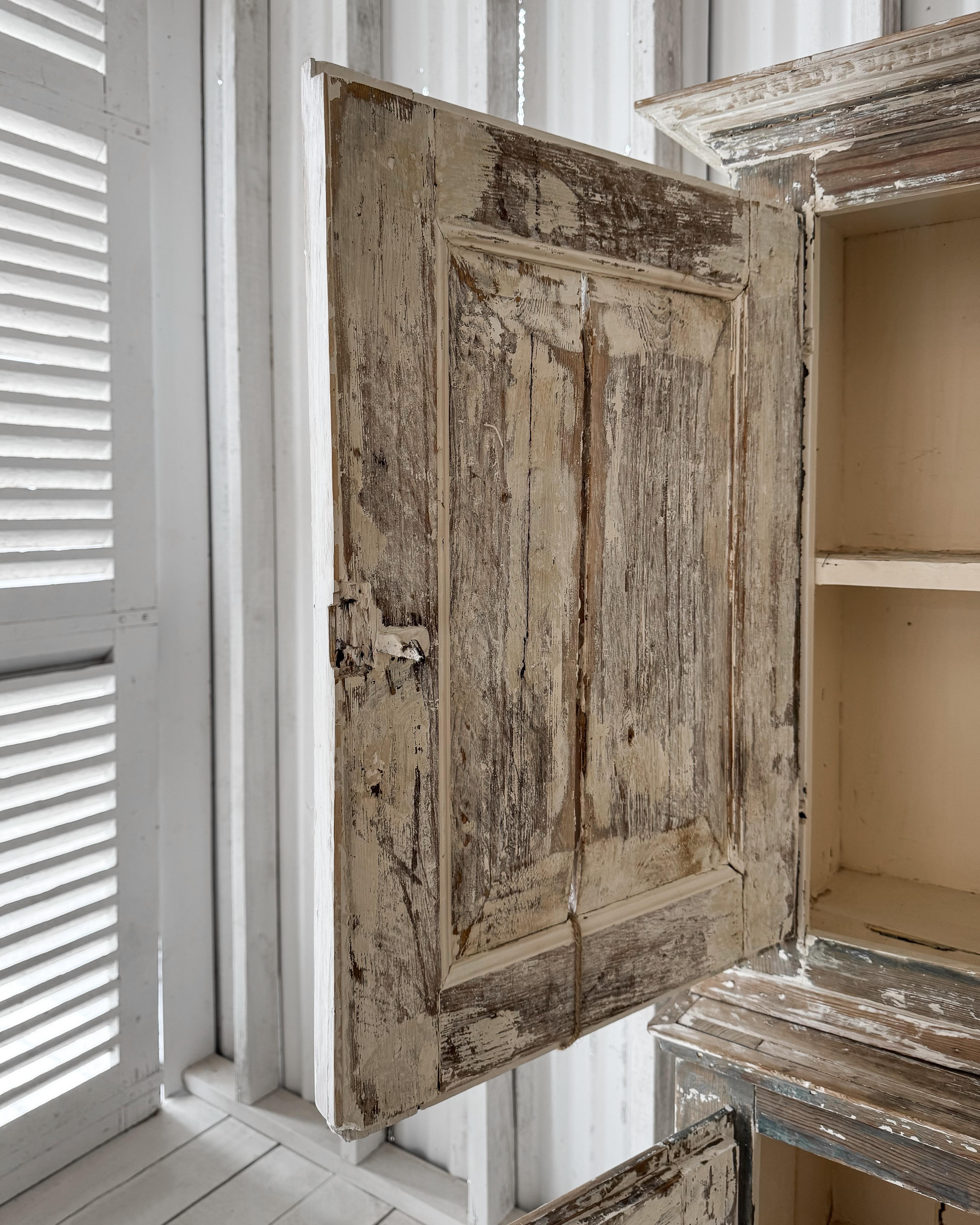 Credenza svedese a secco del XIX secolo in vendita 9