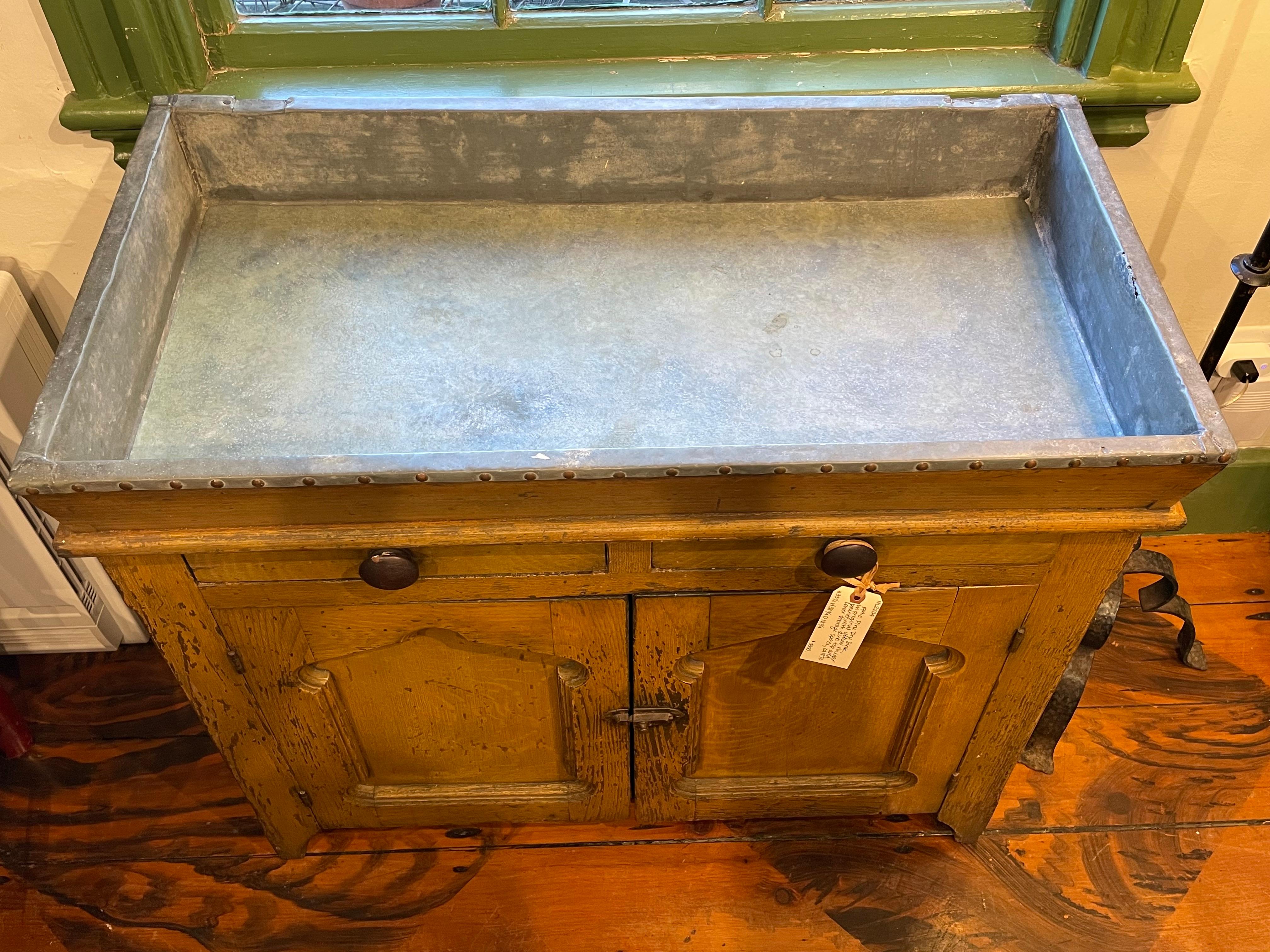 Hand-Crafted 19th Century Dry Sink with Zinc Top and Mustard Paint For Sale