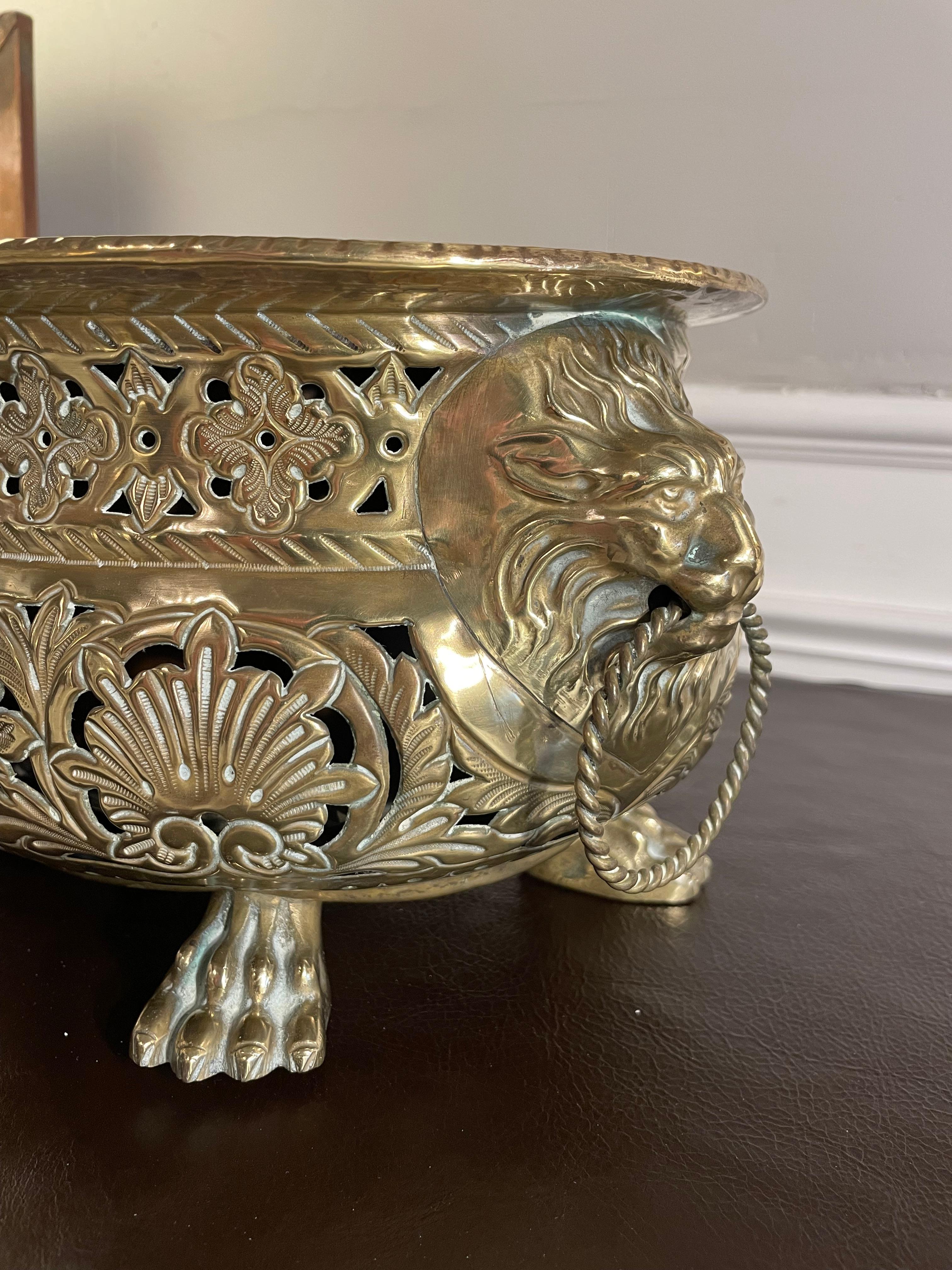 19th Century Dutch Baroque Style Brass Jardiniere with Lion Heads and Paw Feet 6