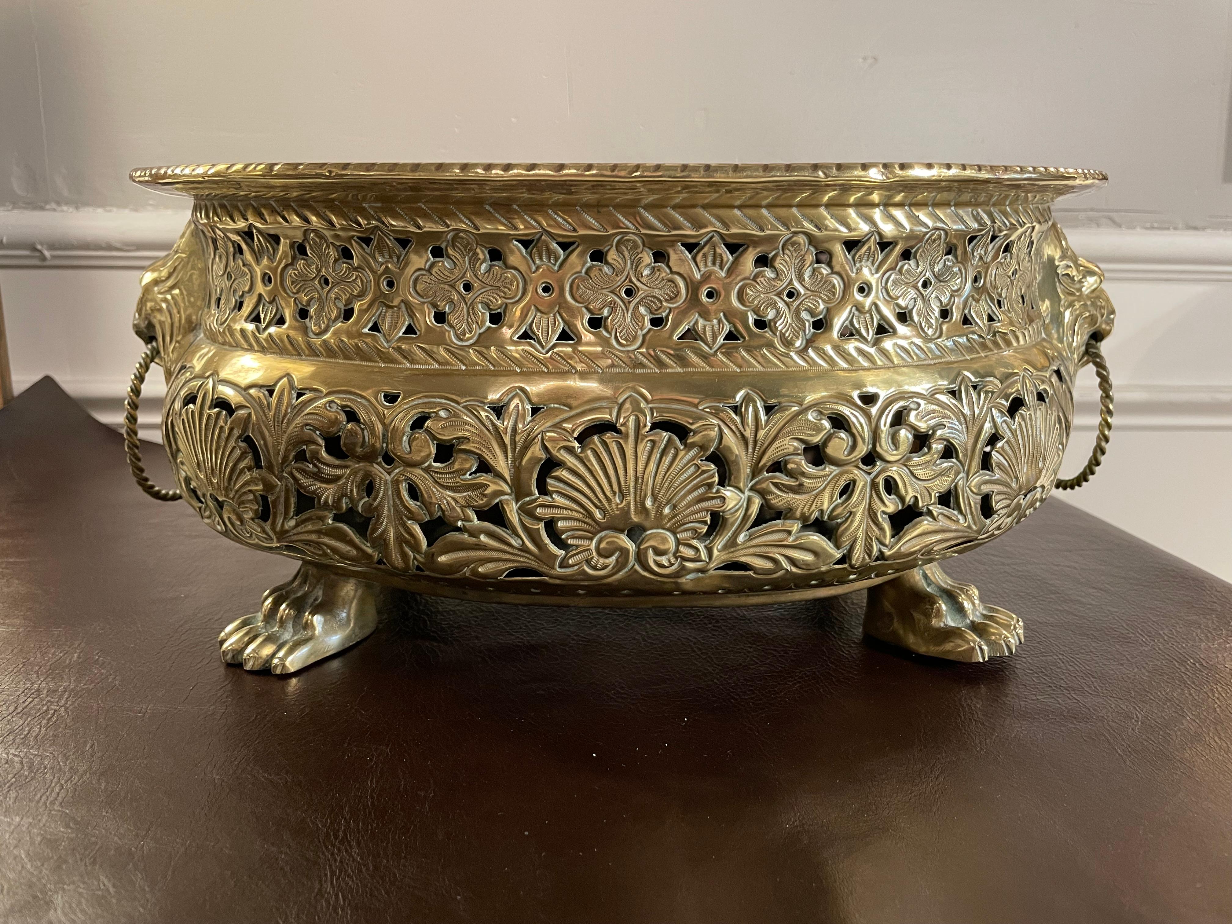 19th Century Dutch Baroque Style Brass Jardiniere with Lion Heads and Paw Feet 7