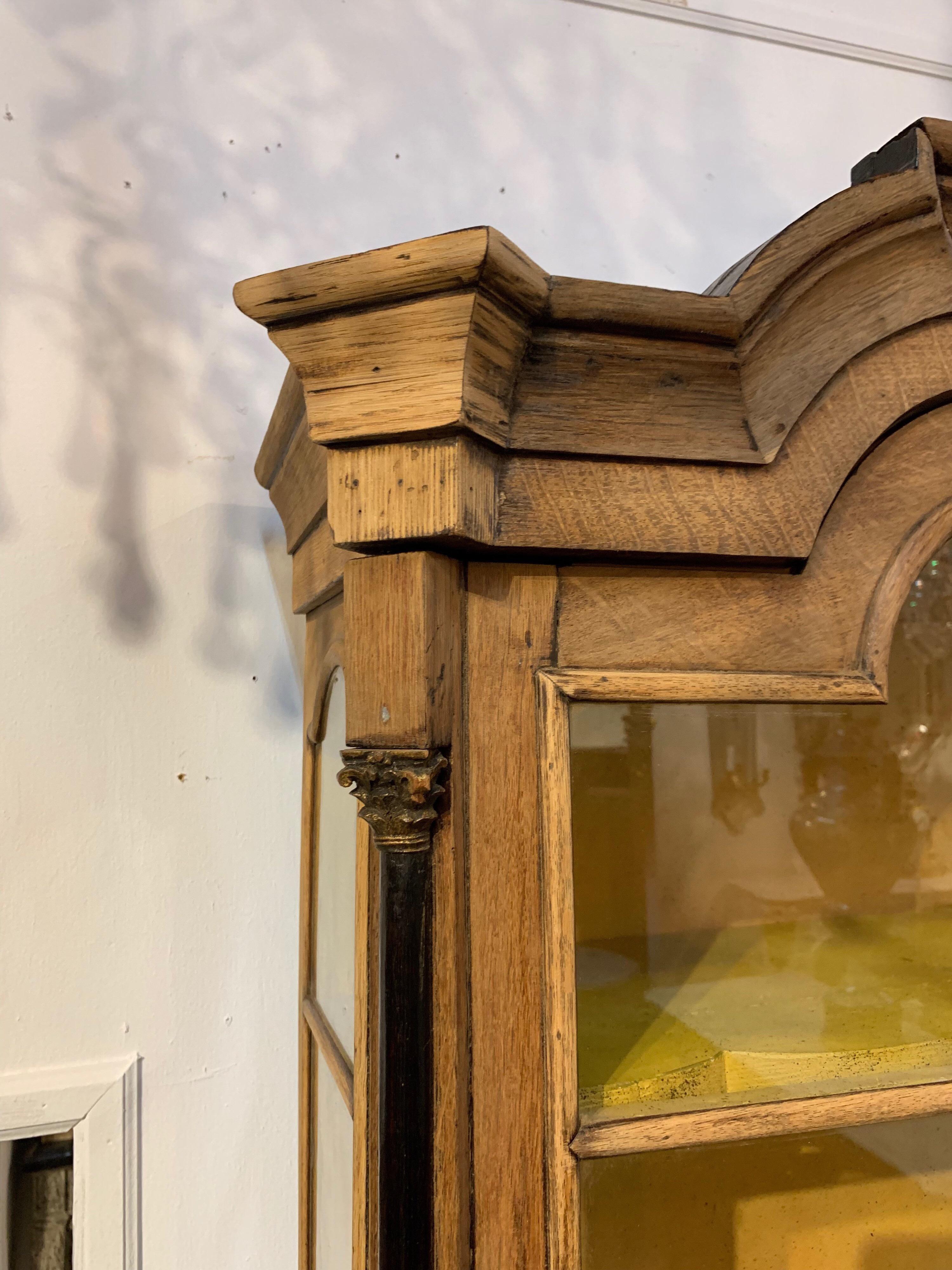 19th Century Dutch Bleached Oak and Ebonized Display Cabinet In Good Condition In Dallas, TX