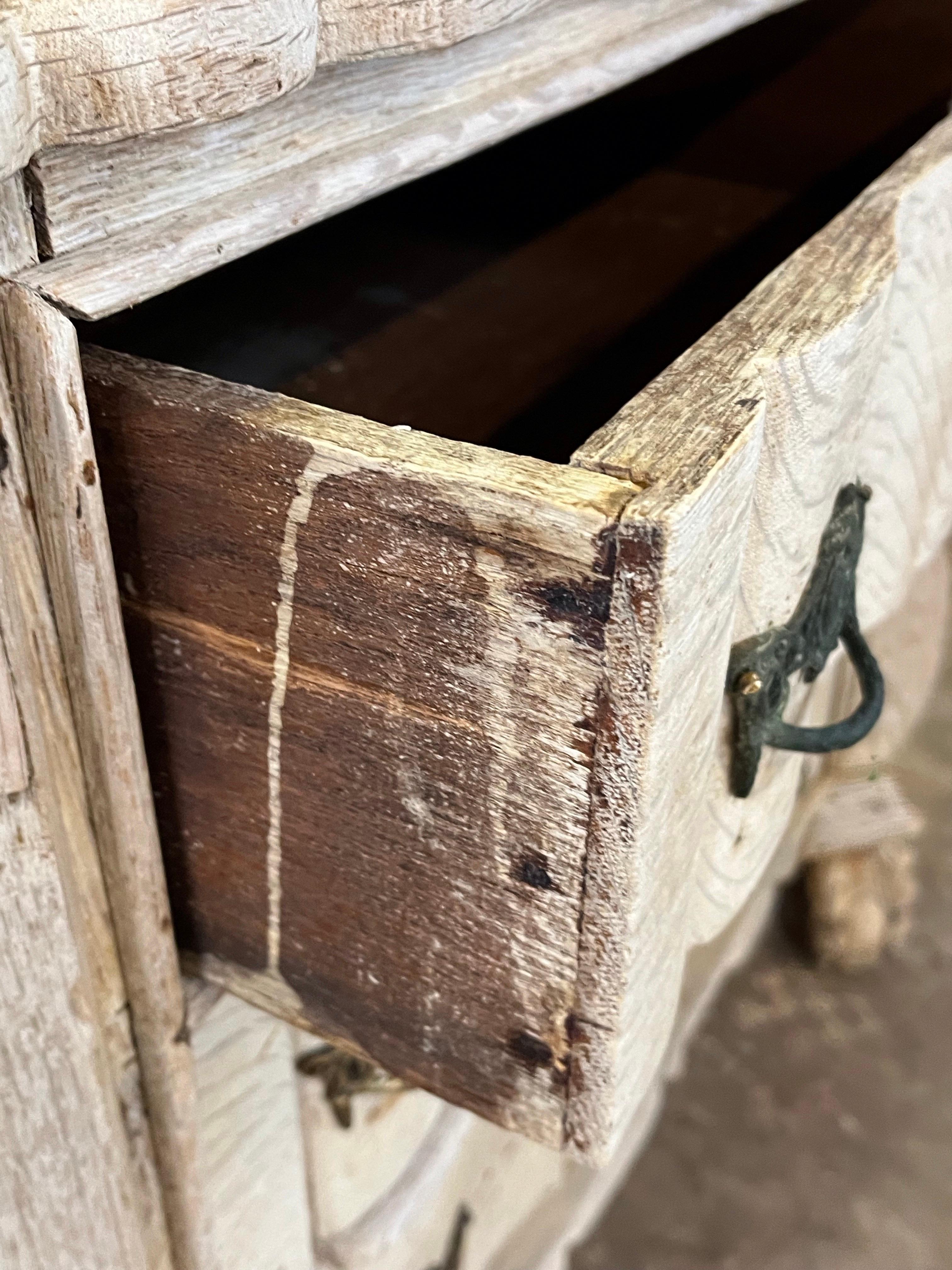 19th Century Dutch Bleached Oak Chest of Drawer In Good Condition In Carmine, TX