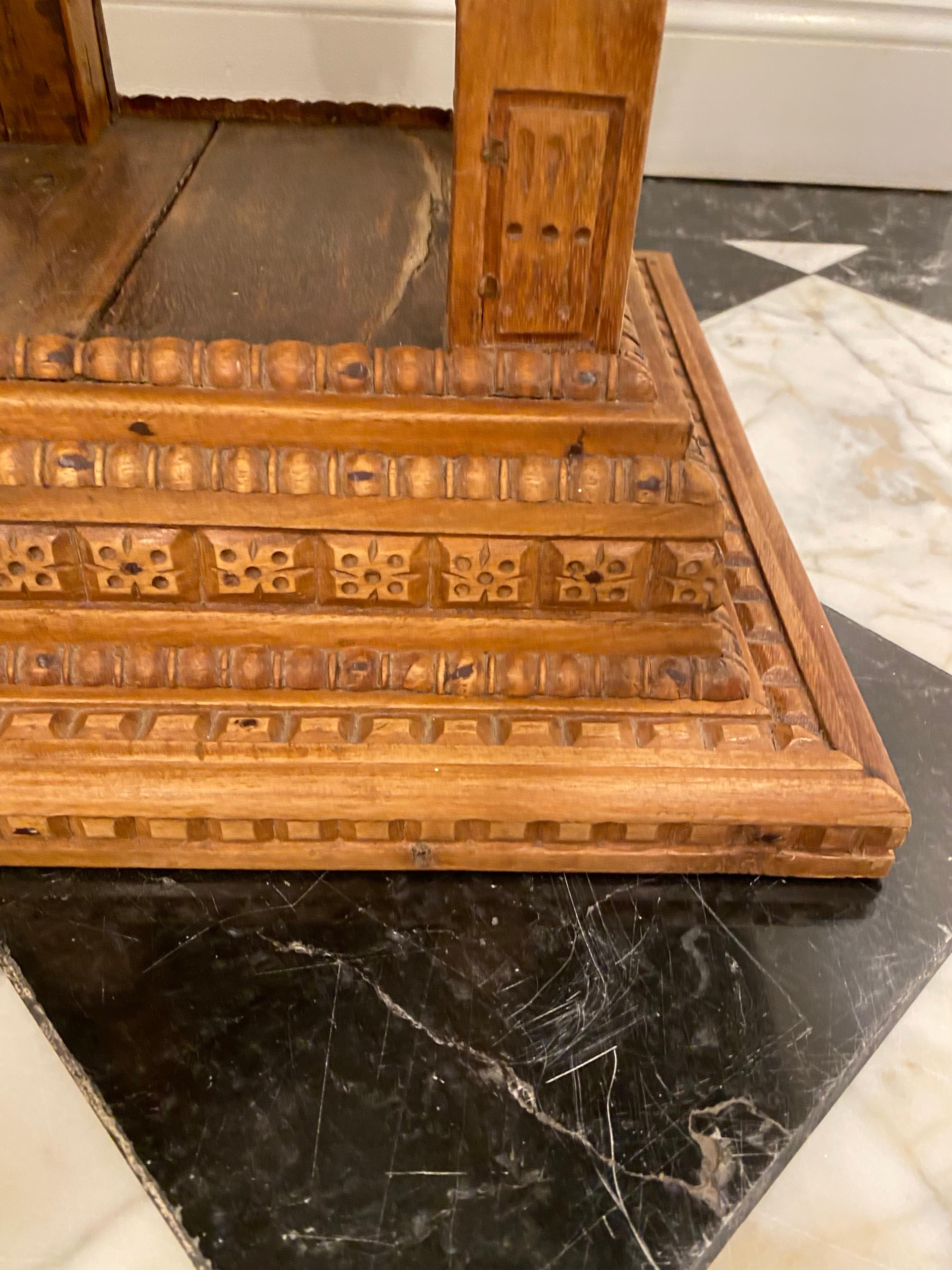 19th Century Dutch Ceylonese Specimen Table For Sale 6