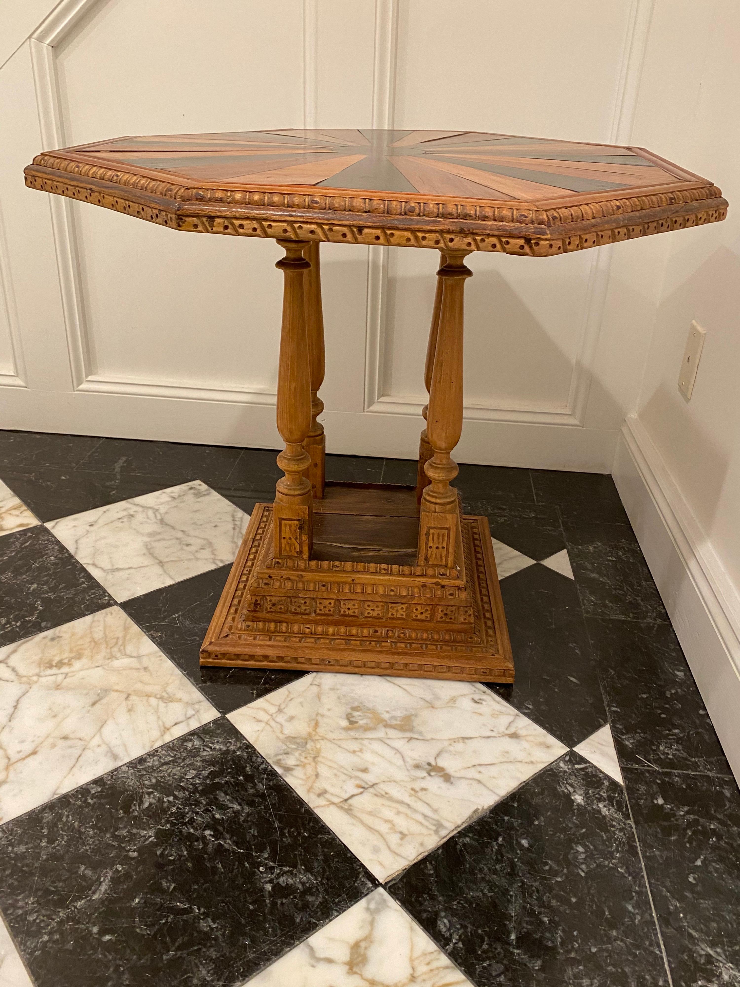 19th Century Dutch Ceylonese Specimen Table In Good Condition For Sale In Southampton, NY