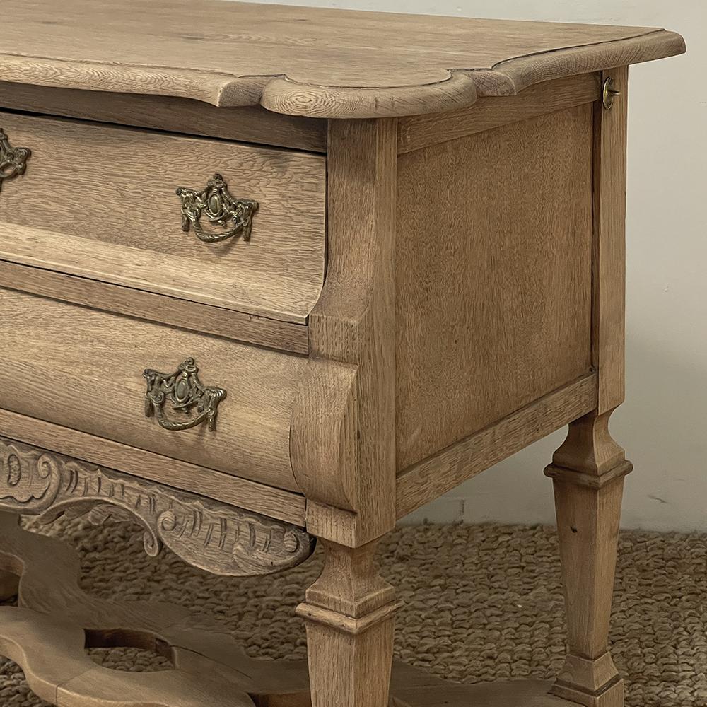 19th Century Dutch Chest of Drawers in Stripped Oak For Sale 7