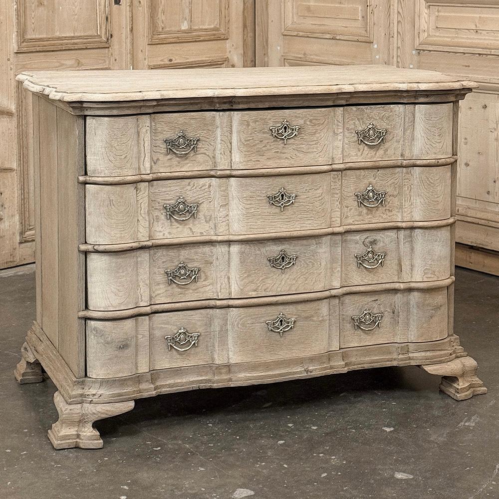 Colonial hollandais Commode à rayures du 19e siècle de style colonial hollandais en vente