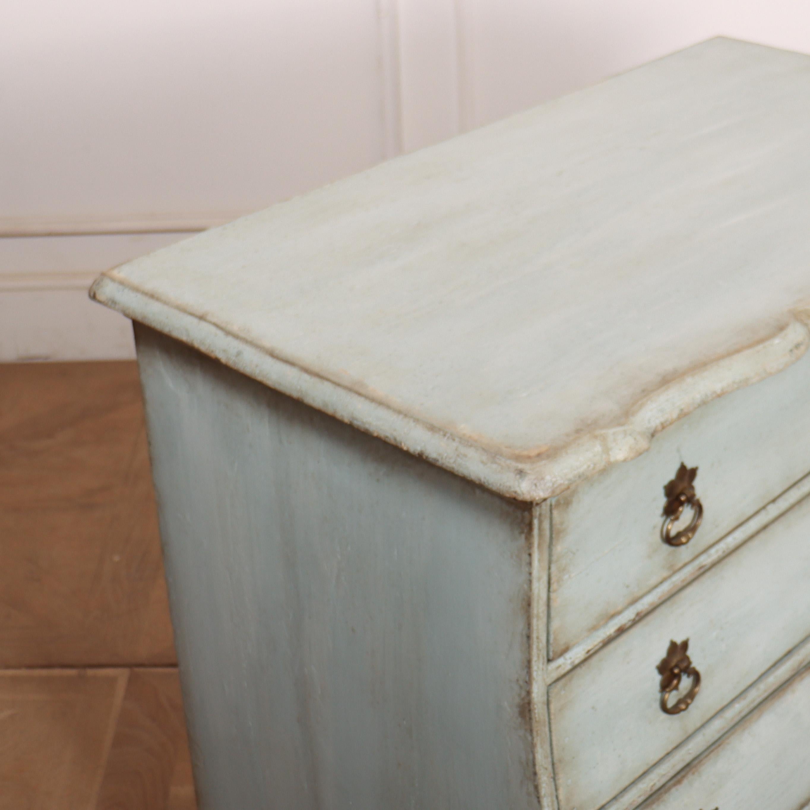 19th Century Dutch Commode im Angebot 2