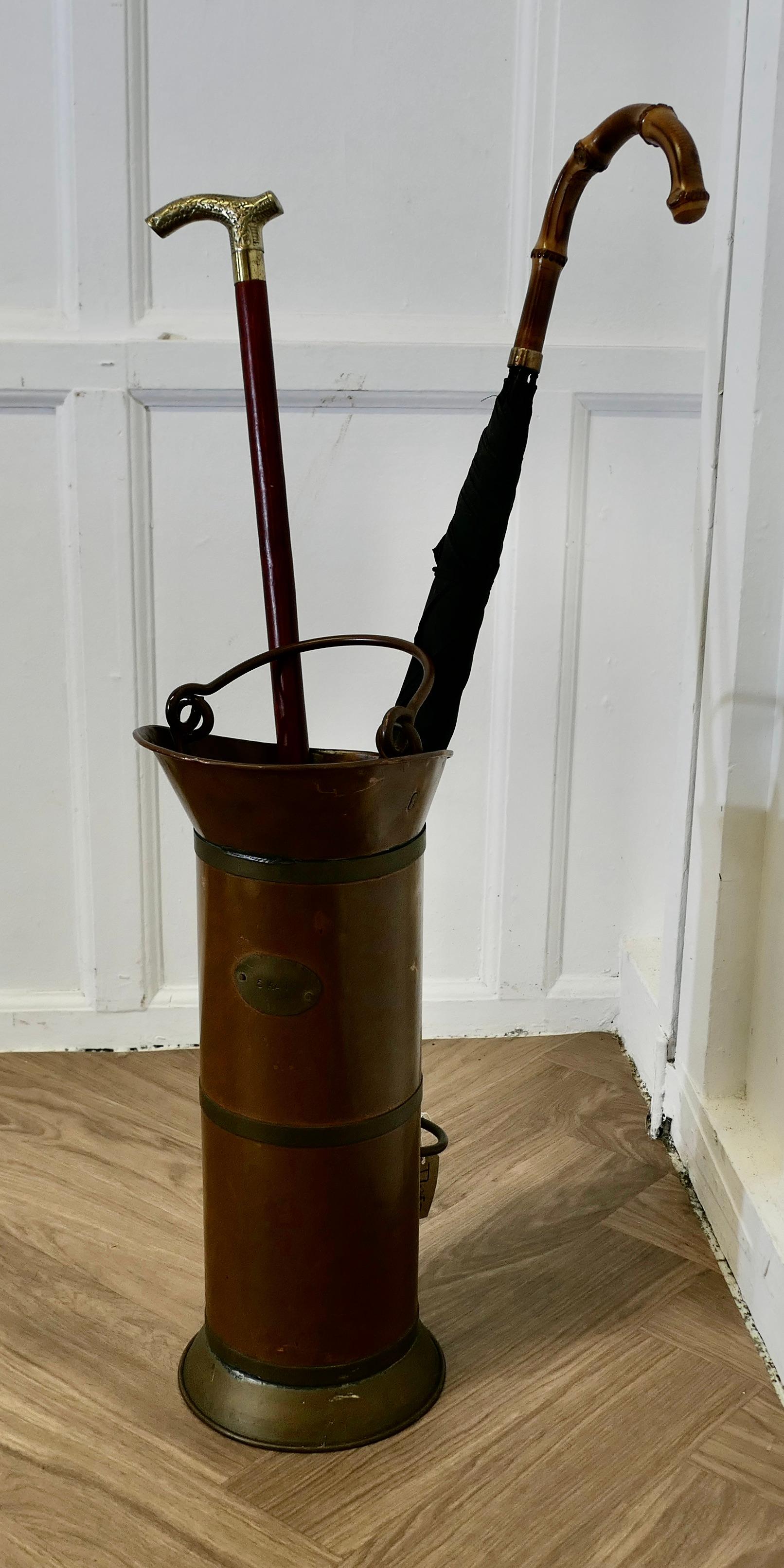 19th Century Dutch Copper Oil Can   19th Century Dutch Copper Oil Can or Kan For Sale 5