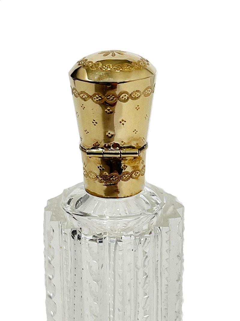 Flacon de parfum ou de parfum en cristal néerlandais et or 14 carats du 19ème siècle en vente 1