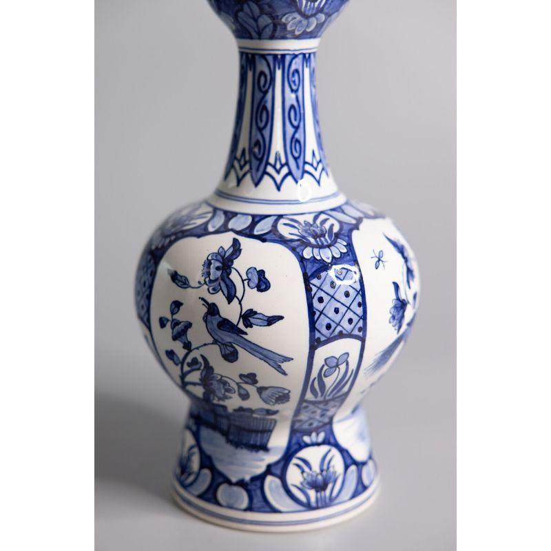 19th Century Dutch Delft Faience Bird Floral Knobble Vase For Sale 1