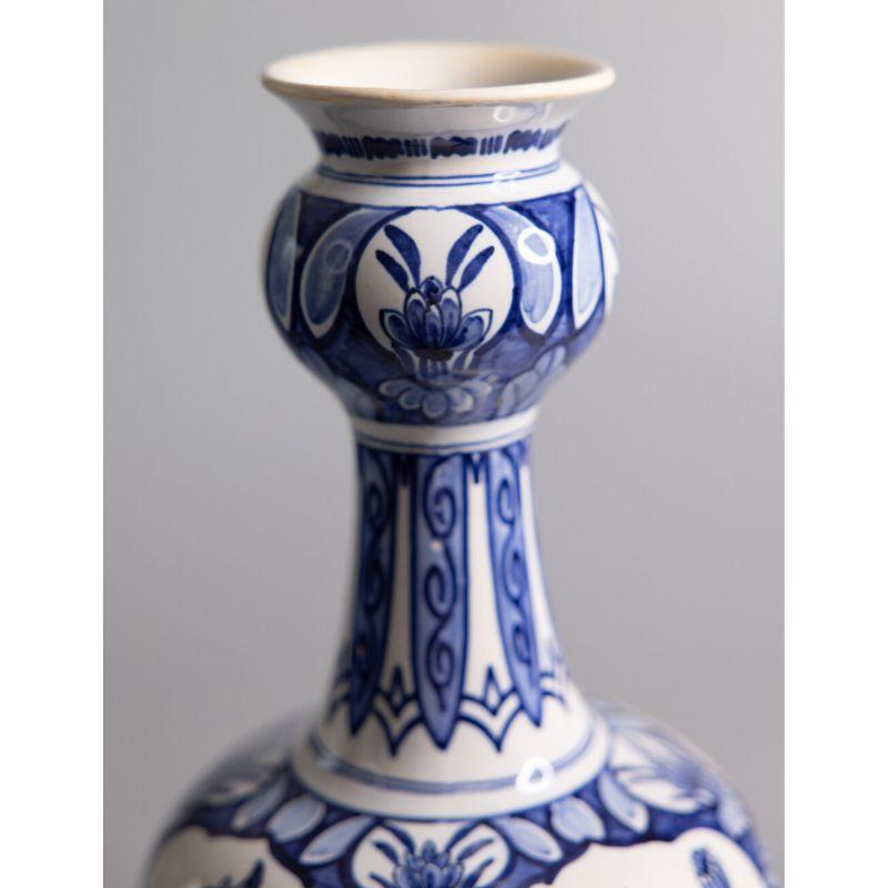 19th Century Dutch Delft Faience Bird Floral Knobble Vase For Sale 3
