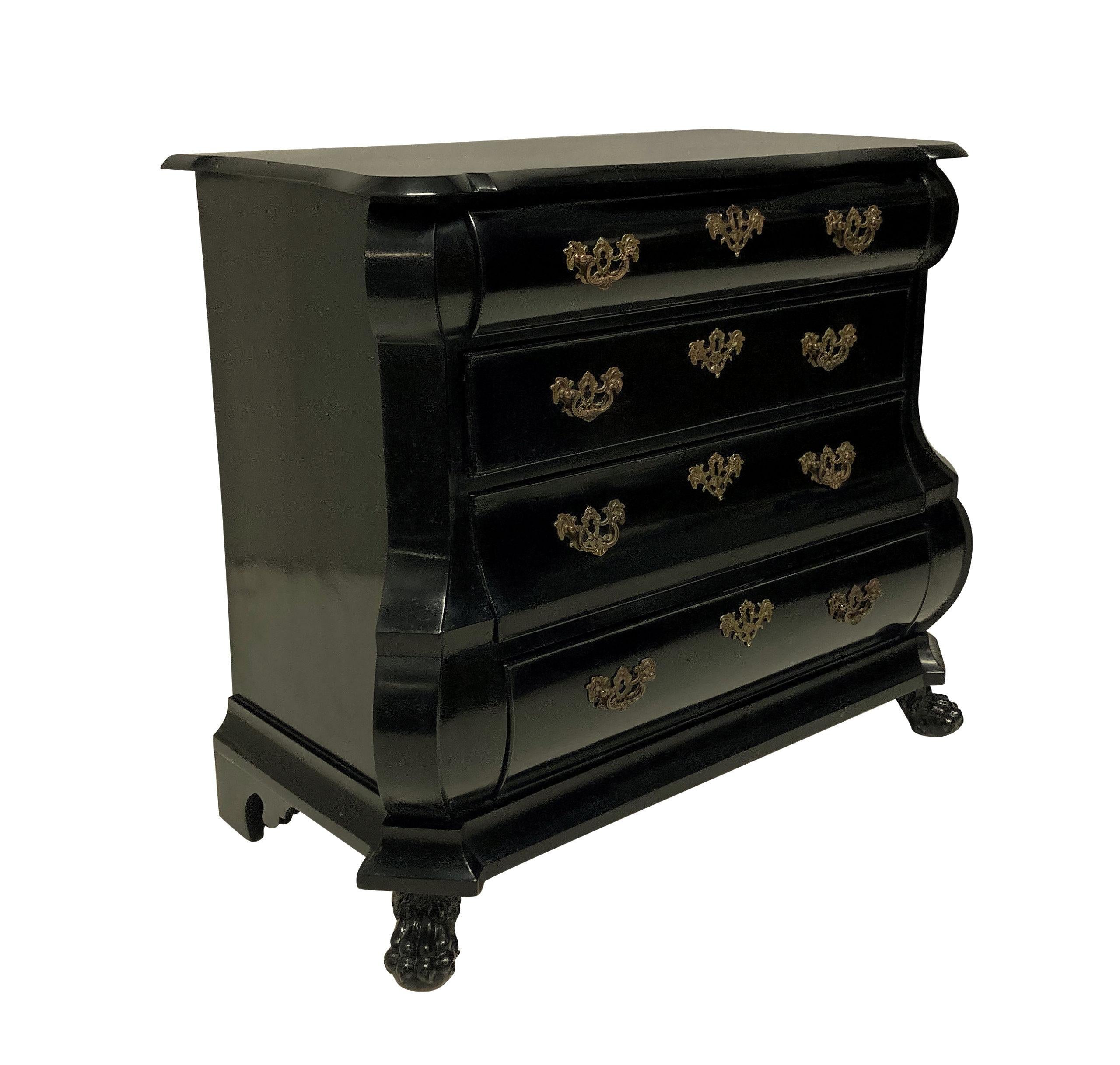 19th Century Dutch Ebonised Chest of Drawers In Good Condition In London, GB