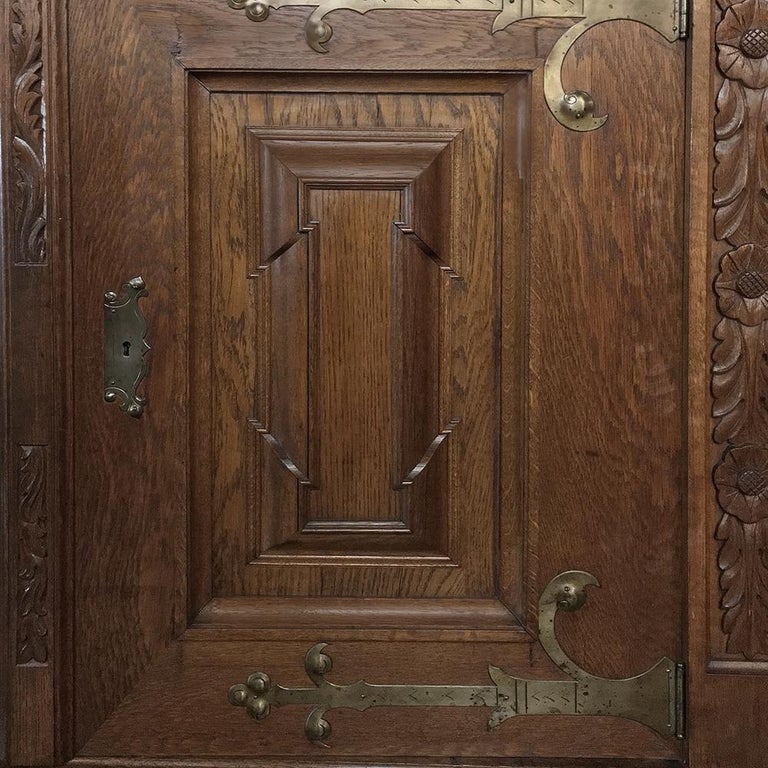 19th Century Dutch Hand Carved Renaissance Raised Cabinet For Sale 5