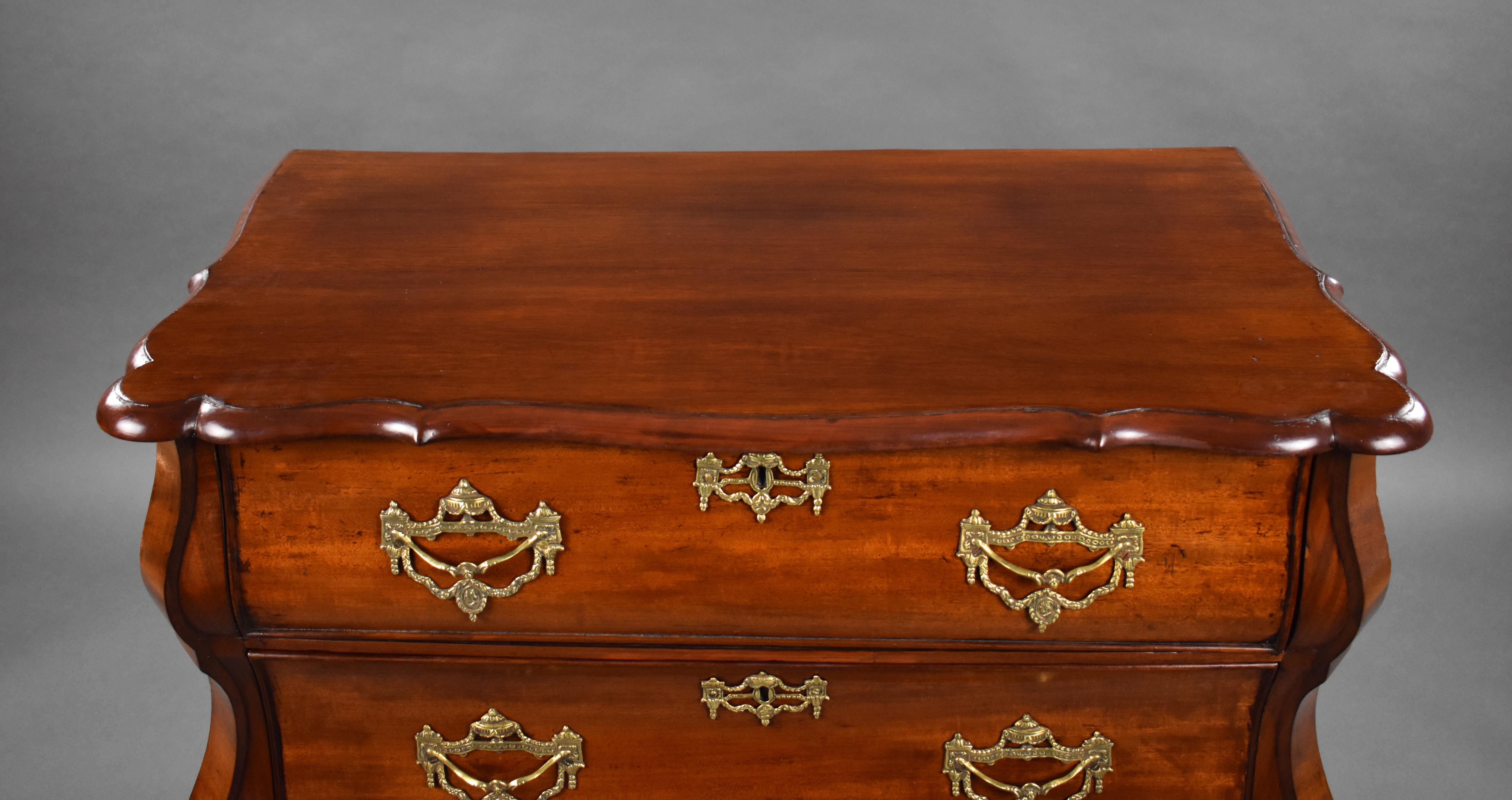 19th Century Dutch Mahogany Commode Chest of Drawers For Sale 3