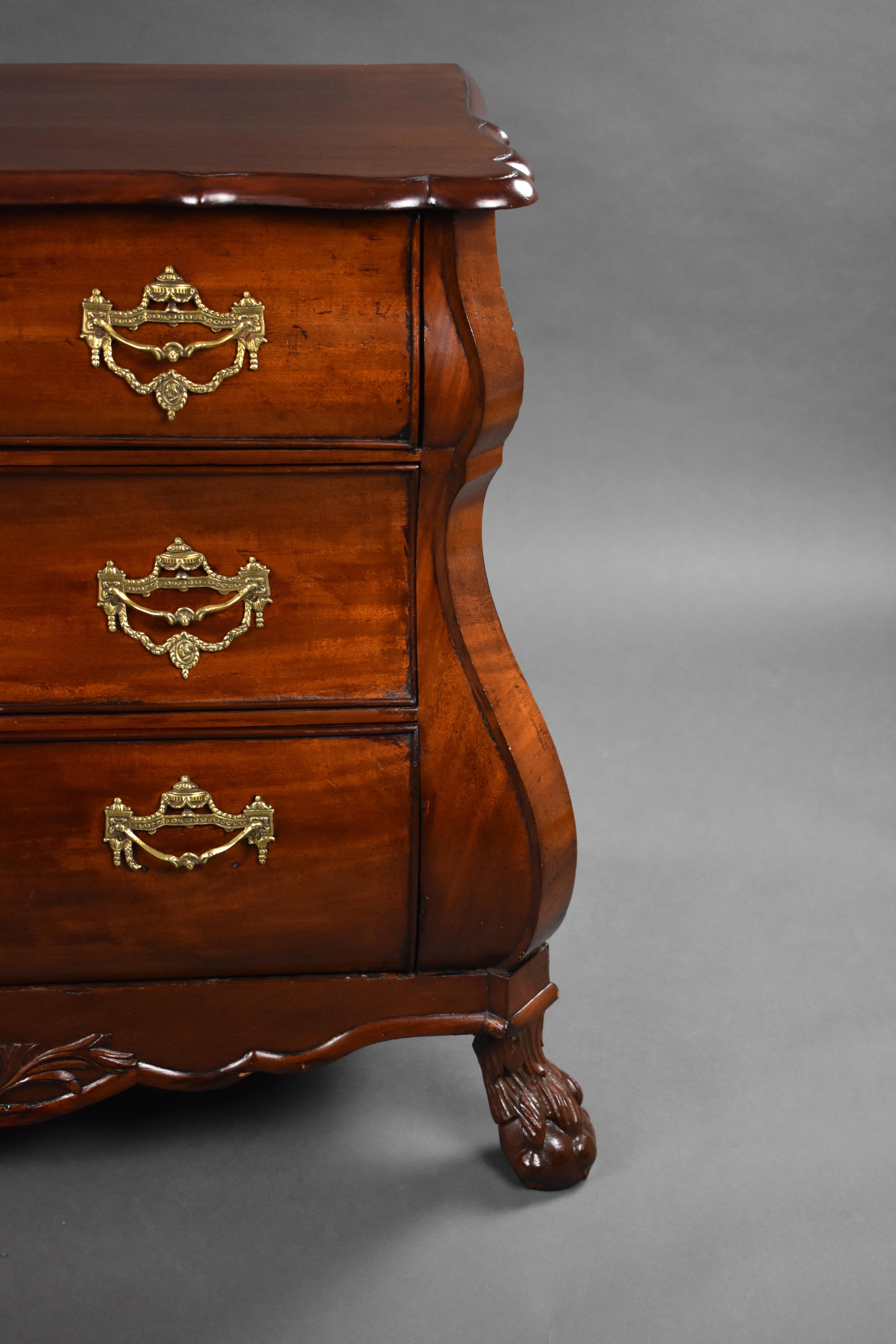 19th Century Dutch Mahogany Commode Chest of Drawers For Sale 5