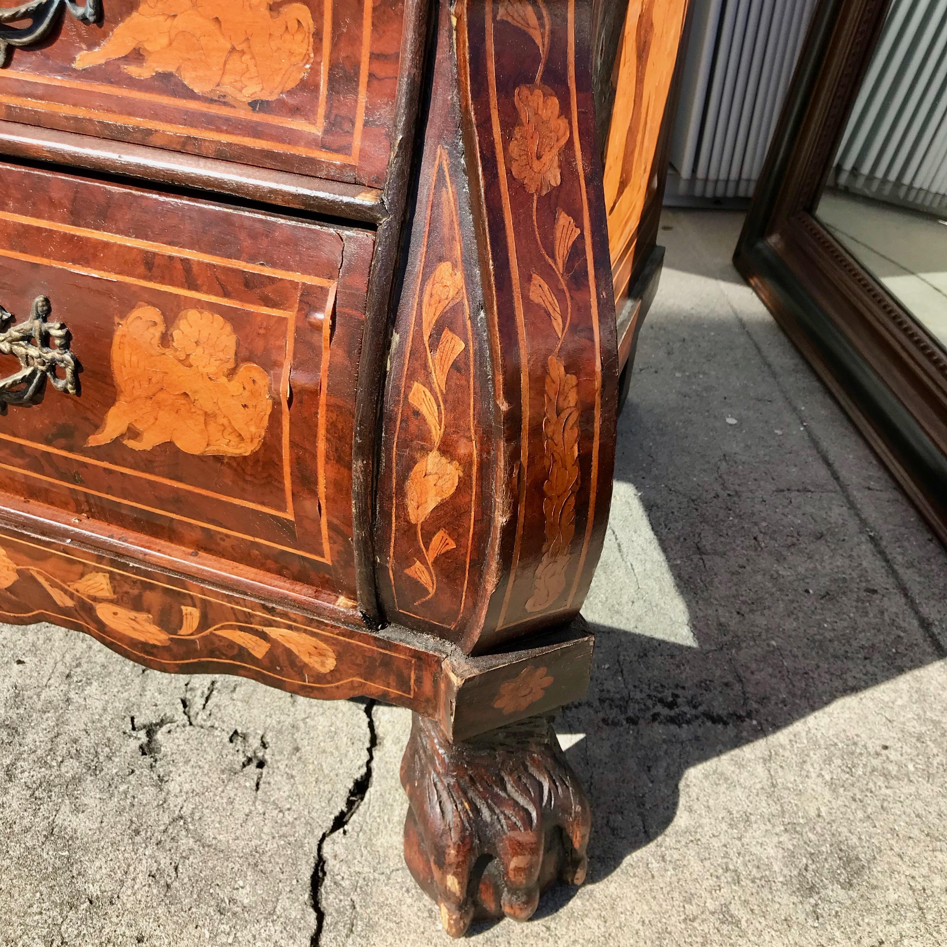 19th Century Dutch Marquetry Desk For Sale 8